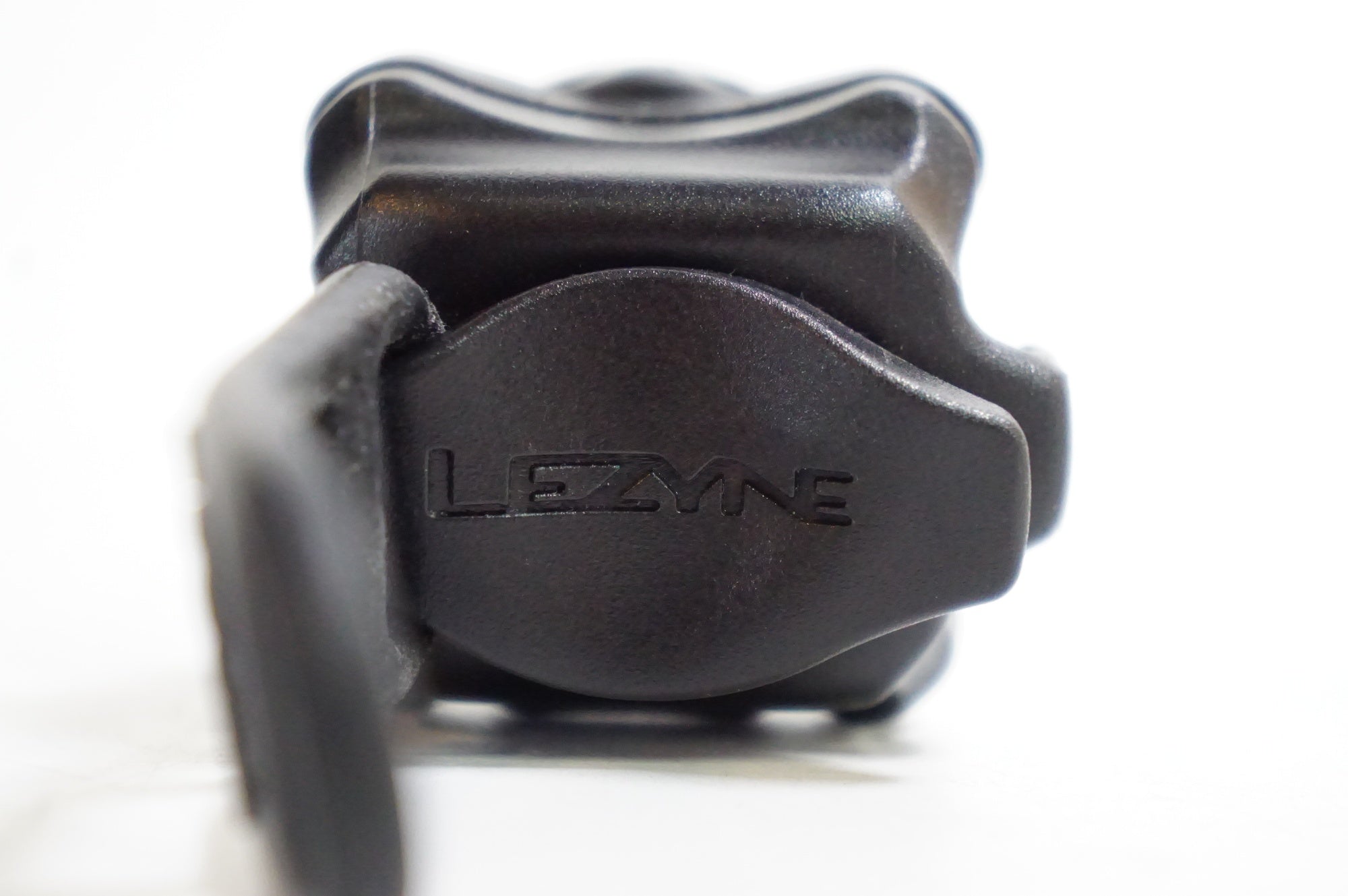 LEZYNE 「レザイン」 ZECTO MAX 250 リアライト / 熊谷本店