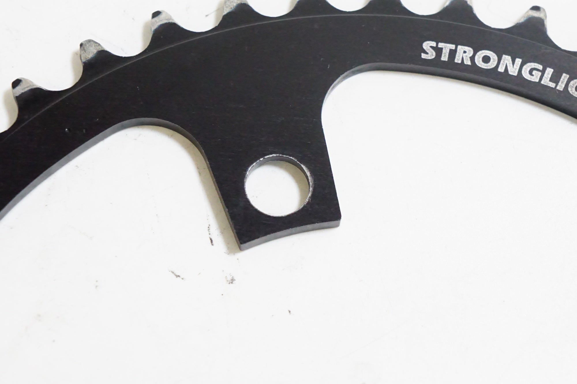 STRONGLIGHT 「ストロングライト」 44T チェーンリング / 熊谷本店