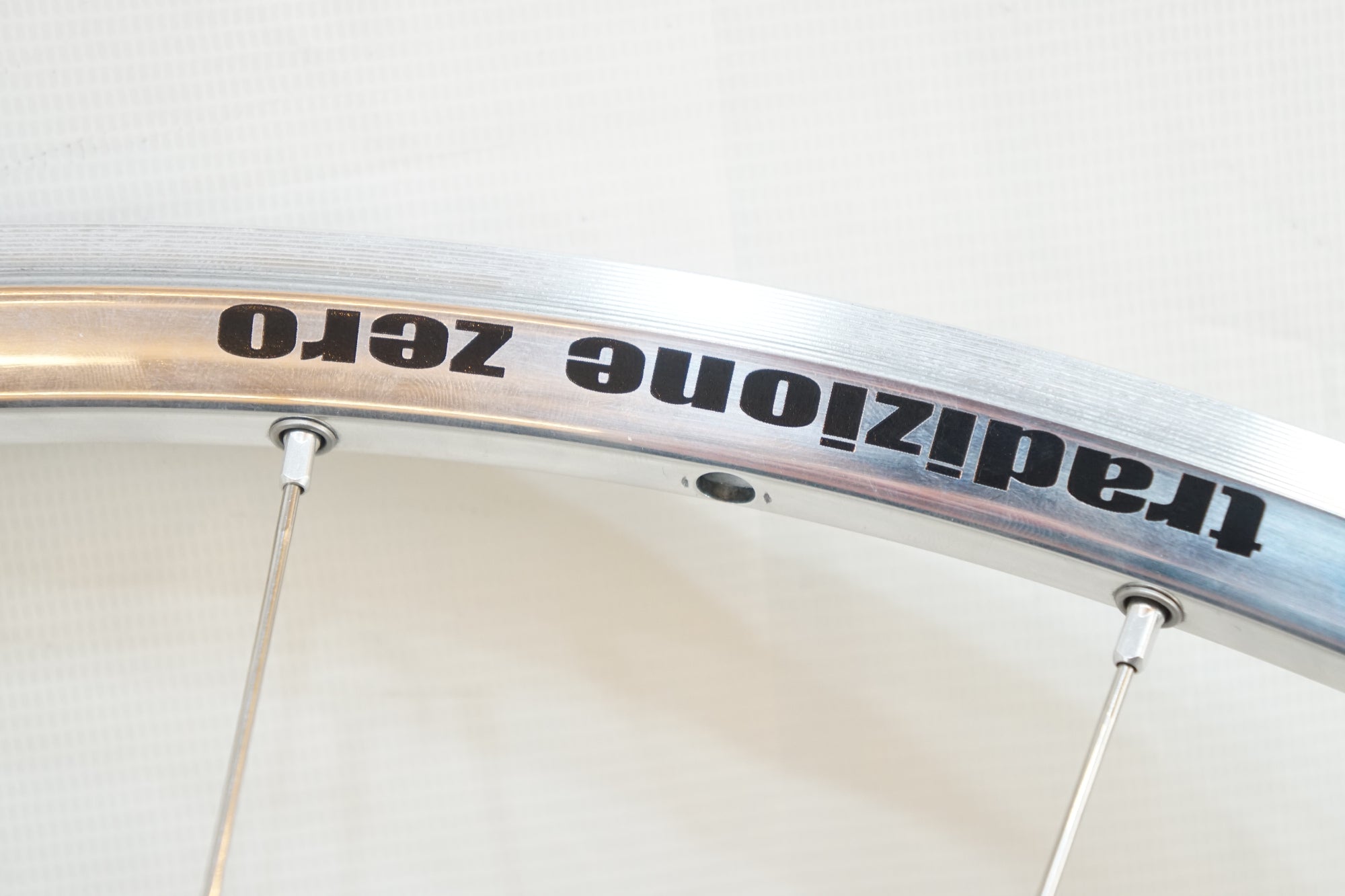 TRADIZIONE 「トラディツィオーネ」 ZERO シマノ11速 ホイールセット