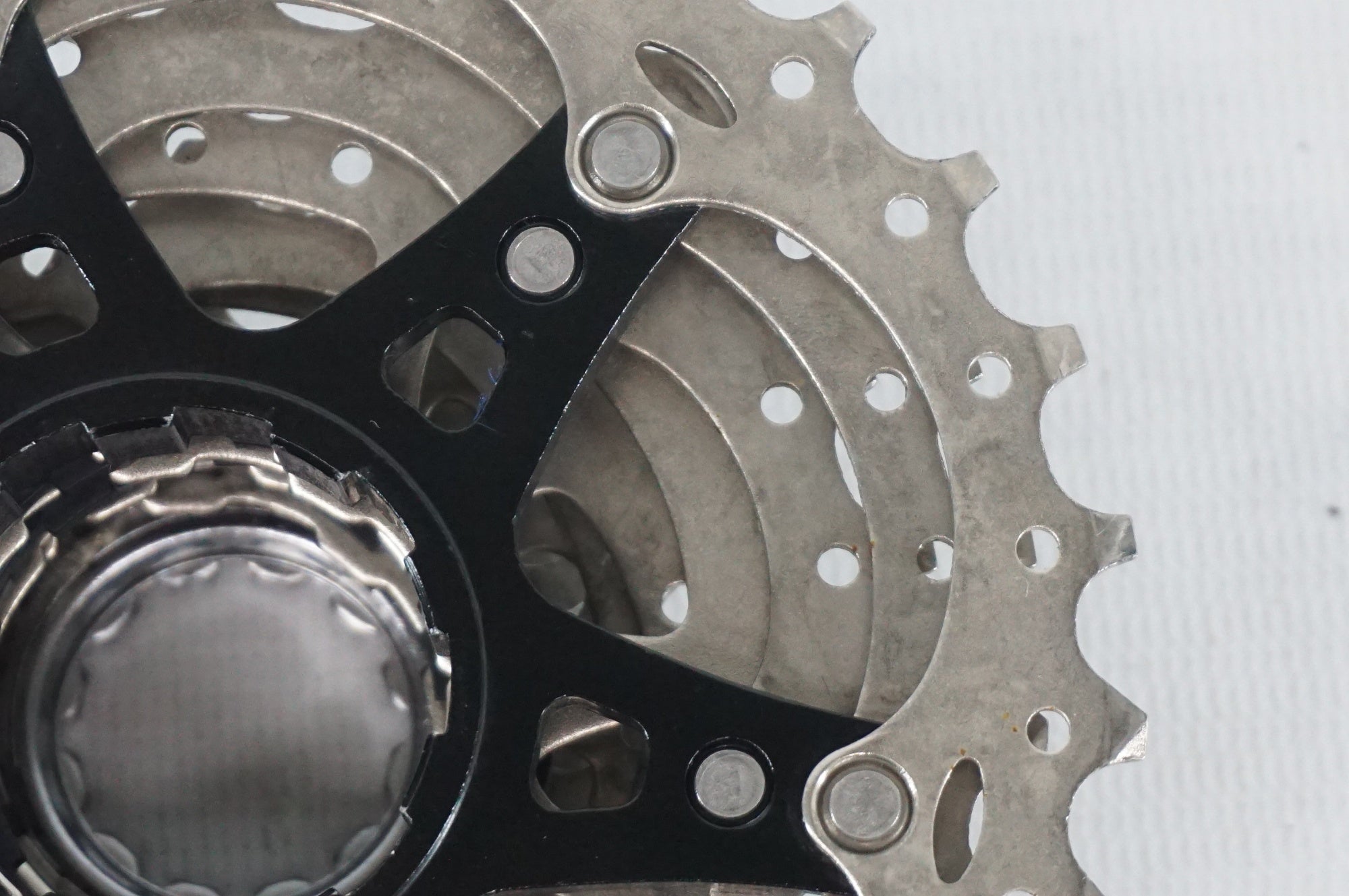 SHIMANO 「シマノ」 105 CS-R7000 11-30T スプロケット / 阪急塚口店