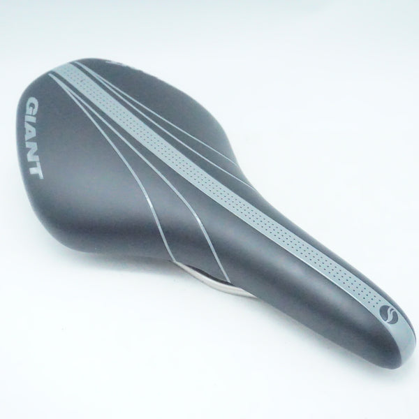 東京 GIANT サドル低い 変速6段以上 子供用自転車 引き取りのみ 自転車】CHACLE エアレスワイド GI-GADGET 26インチ 外装6段