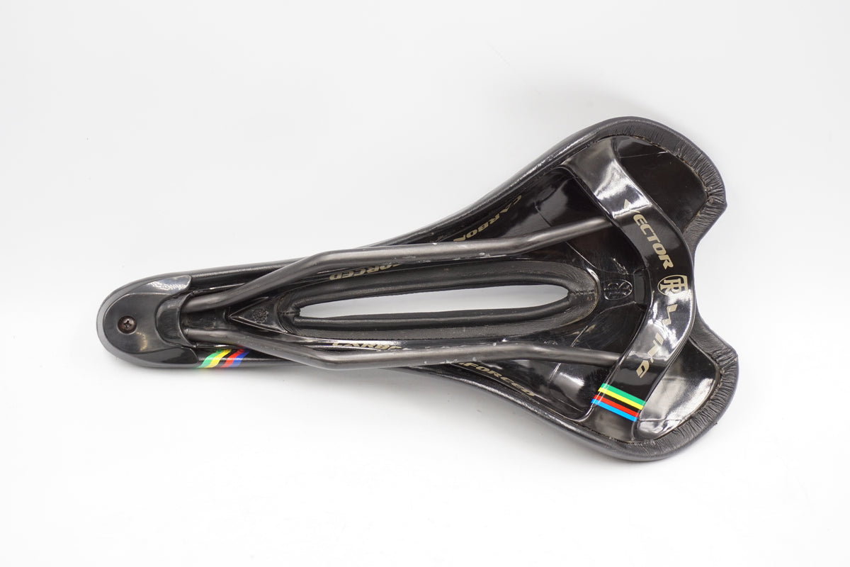 RITCHEY 「リッチー」 WCS SKYLINE サドル / 奈良店