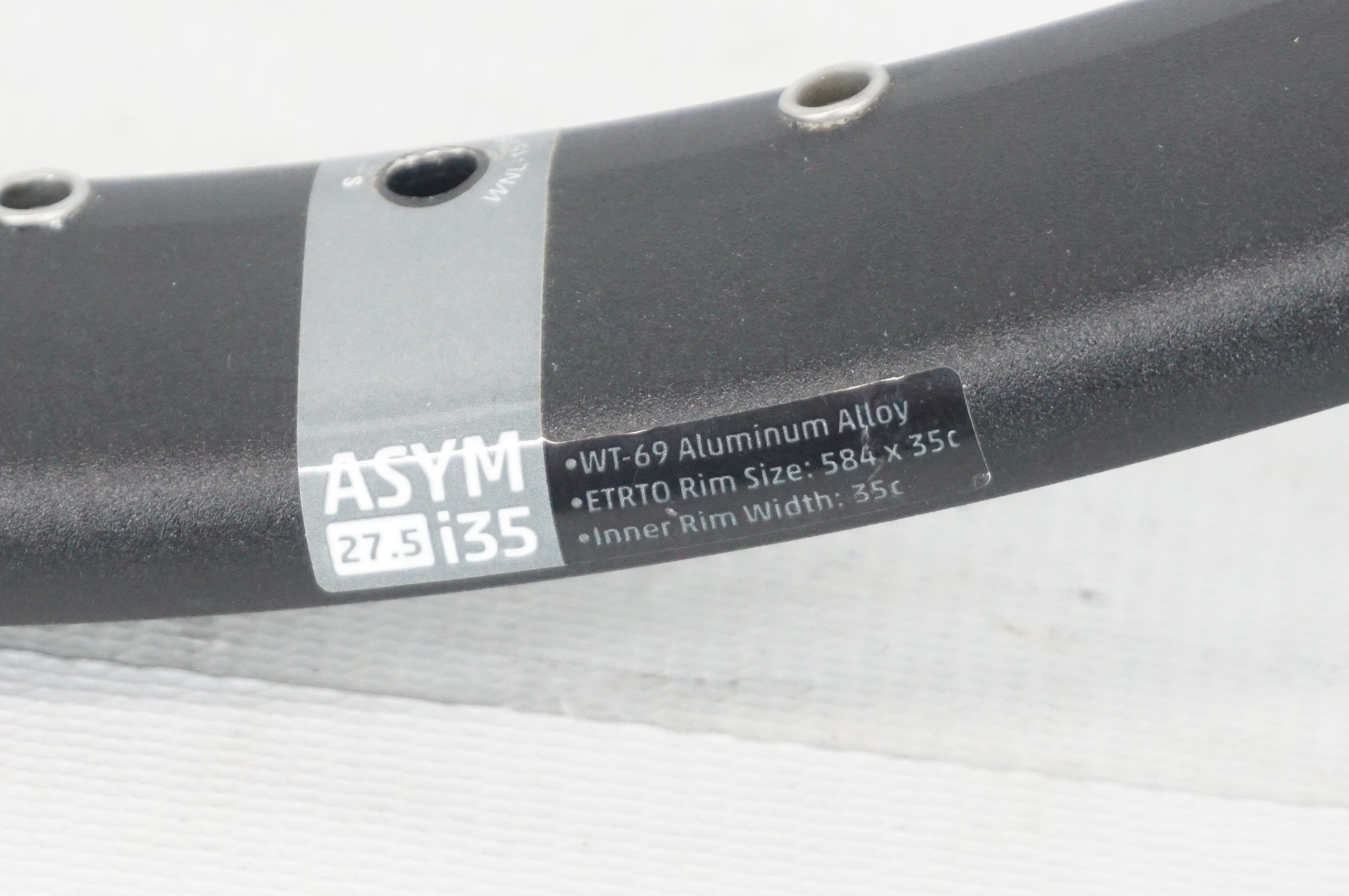 WTB 「ダブリューティービー」 ASYM i35 27.5 リム / 阪急塚口店