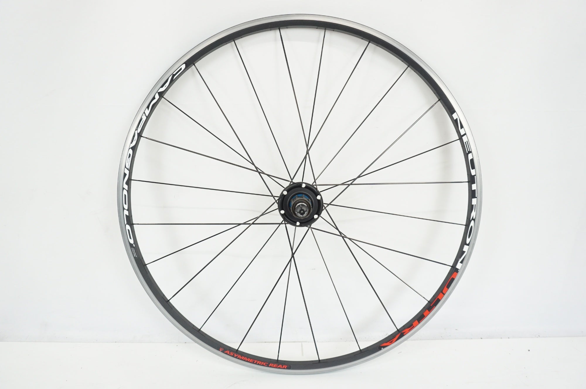 CAMPAGNOLO 「カンパニョーロ」 NEUTRON ULTRA シマノ11速 ホイールセット / 大宮店