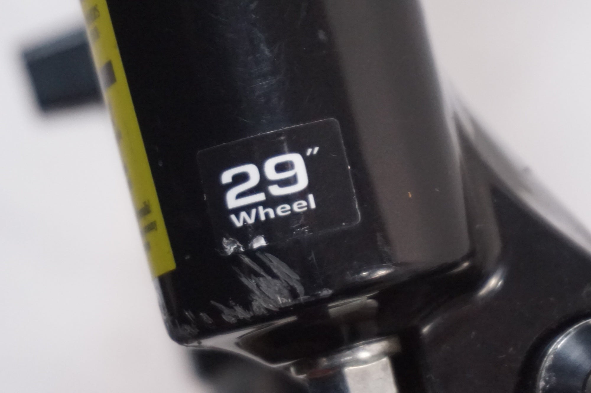 SR SUNTOUR 「エスアールサンツアー」 XCM34 BOOST 29インチ サスペンションフォーク / 世田谷店