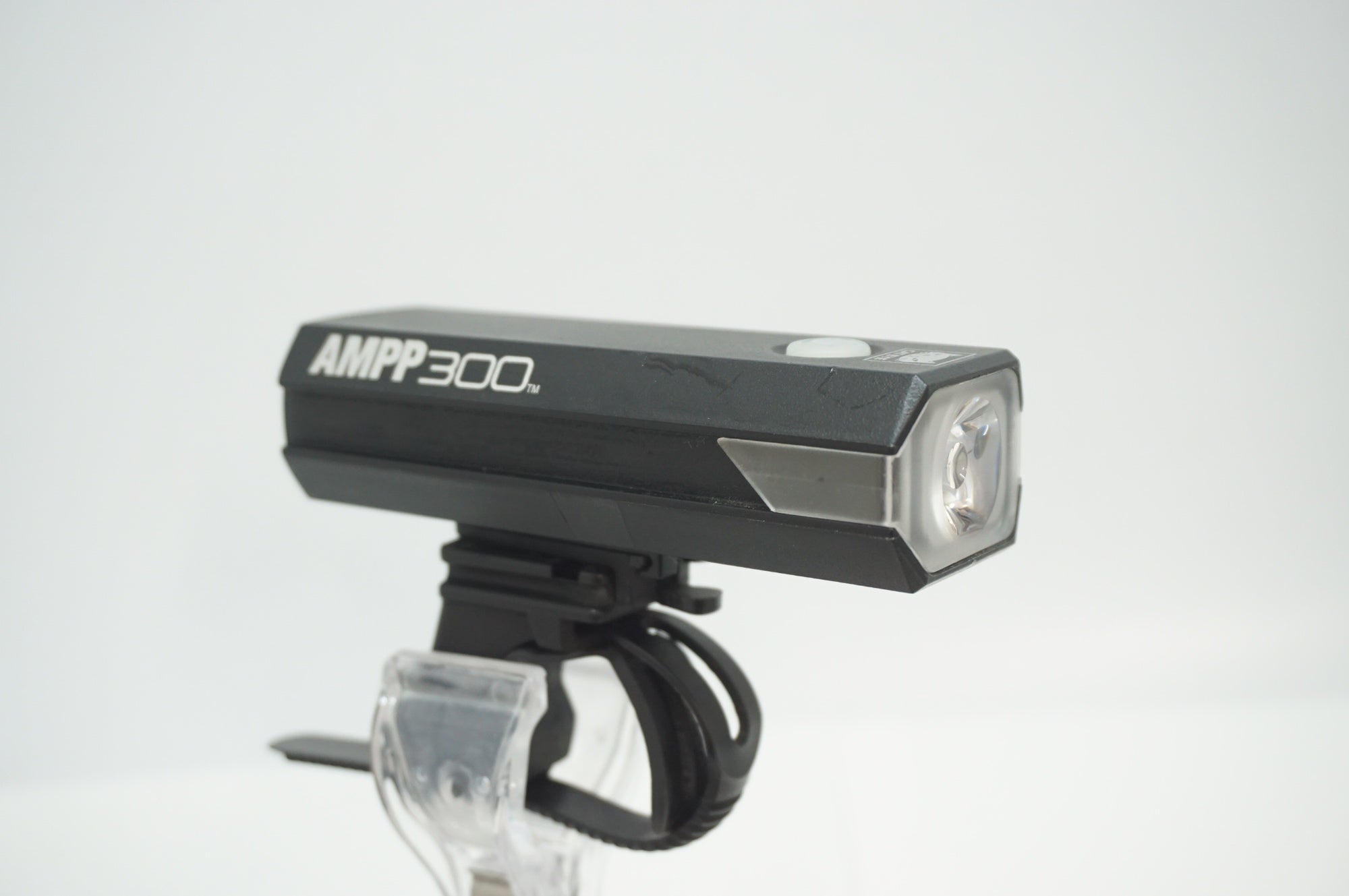 CATEYE 「キャットアイ」 AMPP300 フロントライト / 福岡アイランドシティ店