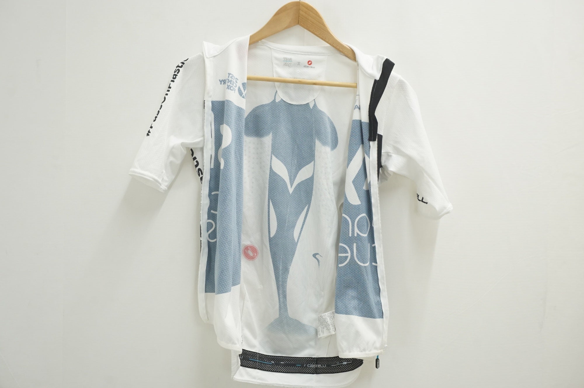 CASTELLI 「カステリ」 TEAM SKY Mサイズ メンズ ジャージ / 福岡店