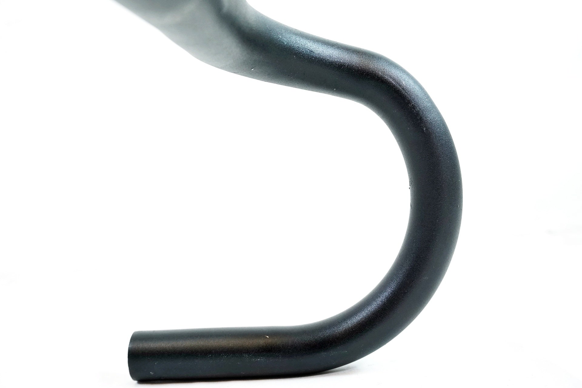 フィジークCYRANO ブル　420ミリハンドル FIZIK 「フィジーク」 CYRANO Φ31.8 420mm ハンドル / 有明ガーデン店