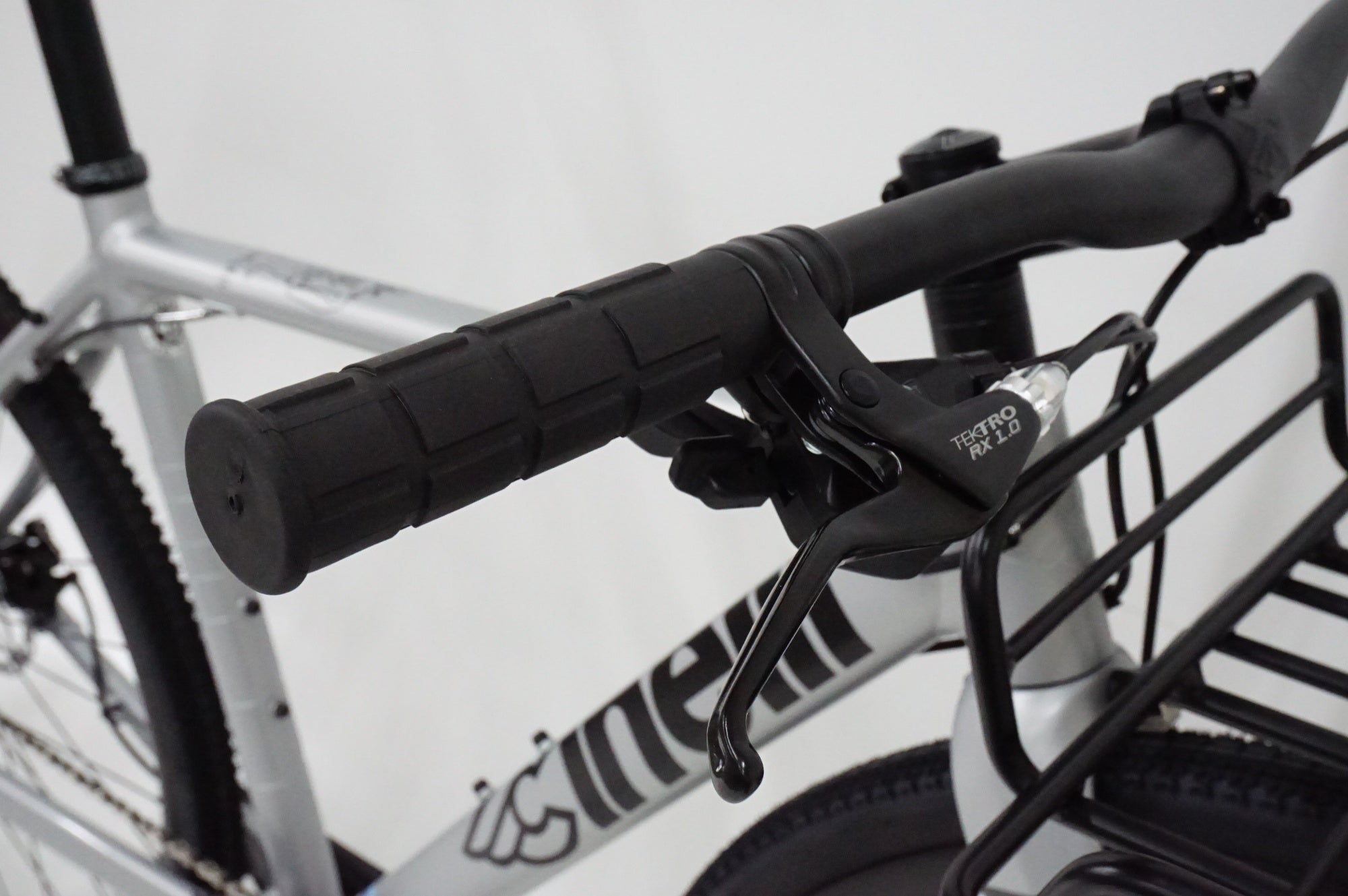 CINELLI 「チネリ」 ZYDECO SILVER BOOTLEG 2024年モデル クロスバイク