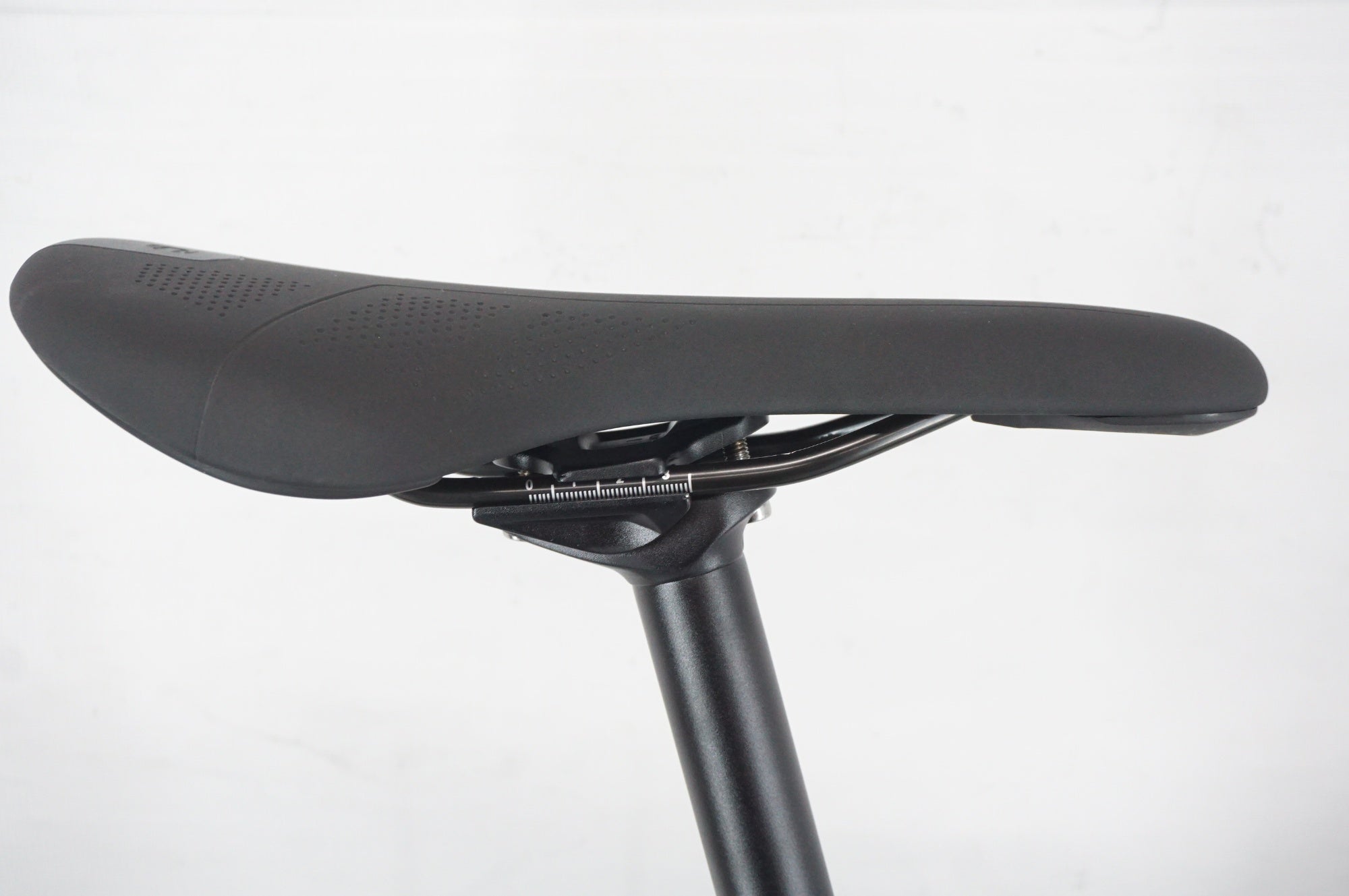 CANNONDALE 「キャノンデール」 CAAD OPTIMO3 2025年モデル ロードバイク / 阪急塚口店