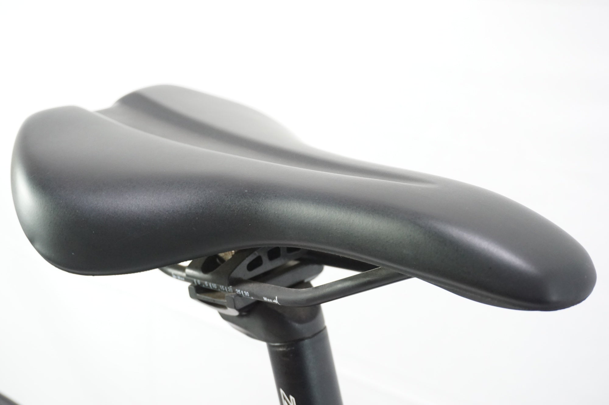 CORRATEC 「コラテック」 SHAPE CHUBBY 2024年モデル クロスバイク / 有明ガーデン店