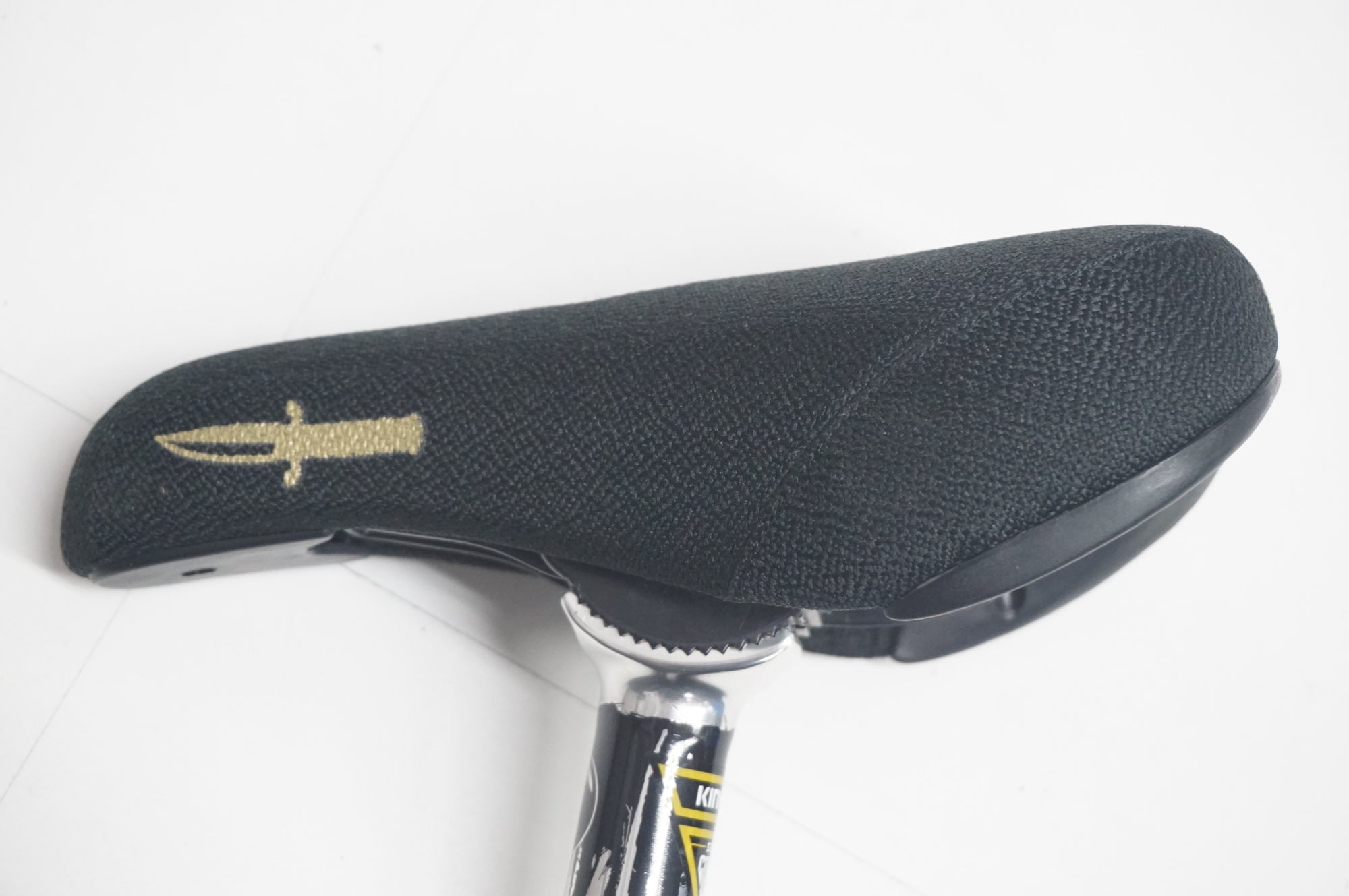 KINK 「キンク」 BMX サドル φ25.4 310mm シートポストセット / 福岡店