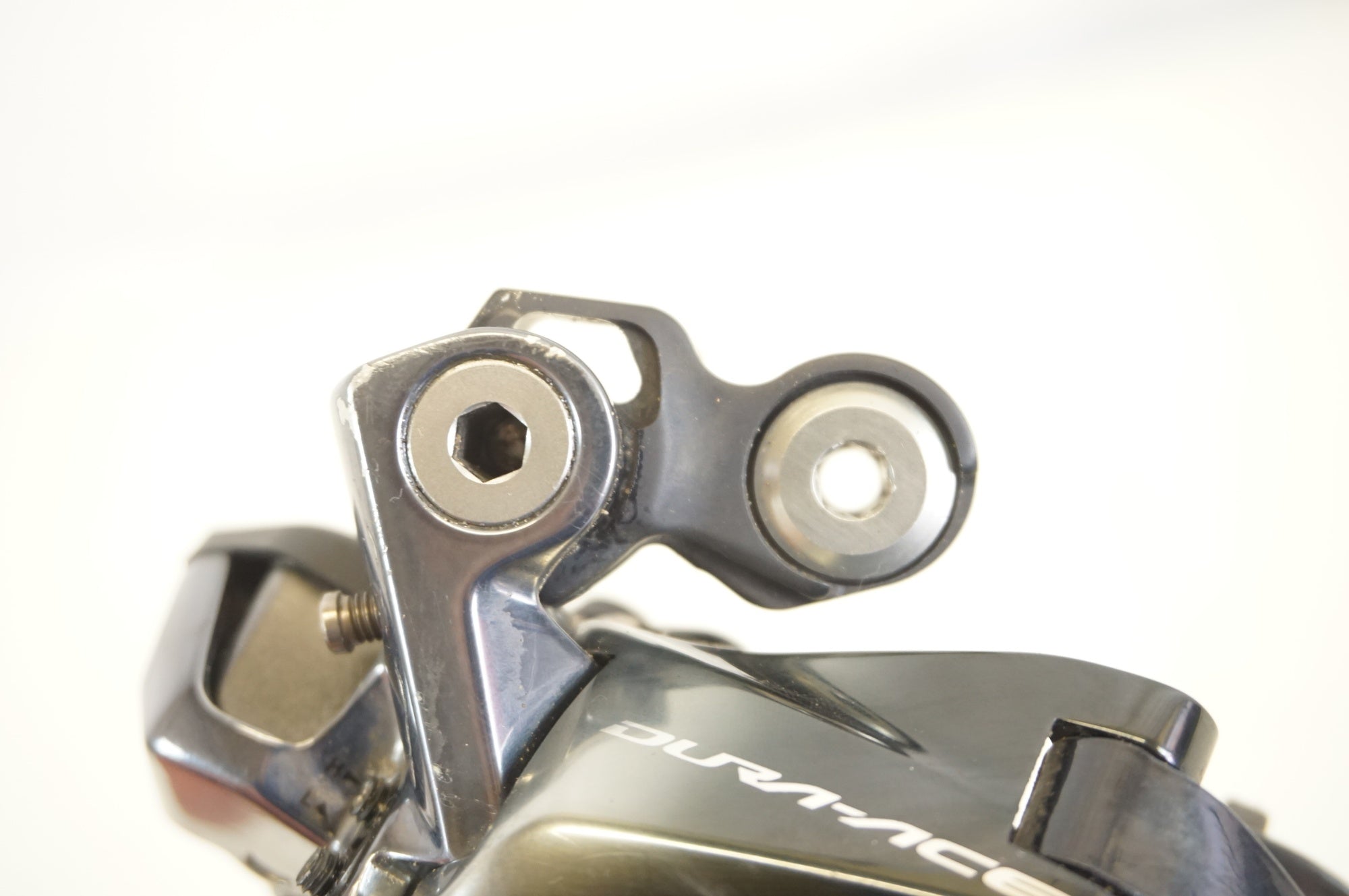 【オージェ】DURA-ACE リアディレイラー RD-R9150 SS 中古)SHIMANO (シマノ) DURA-ACE RD-R9150-SS Di2 リア