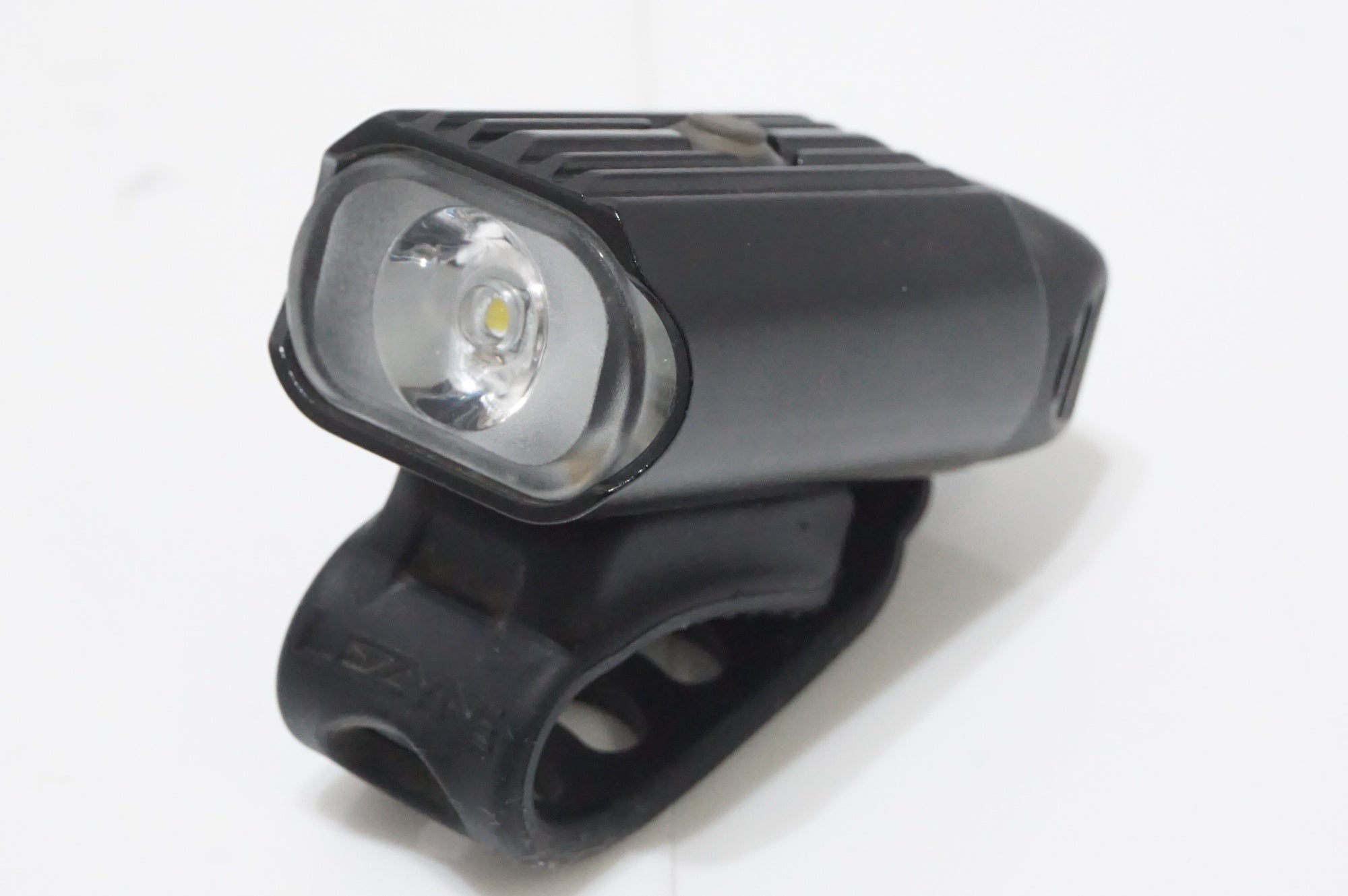 LEZYNE「レザイン」HECTO DRIVE 500XL フロントライト / AKIBA店