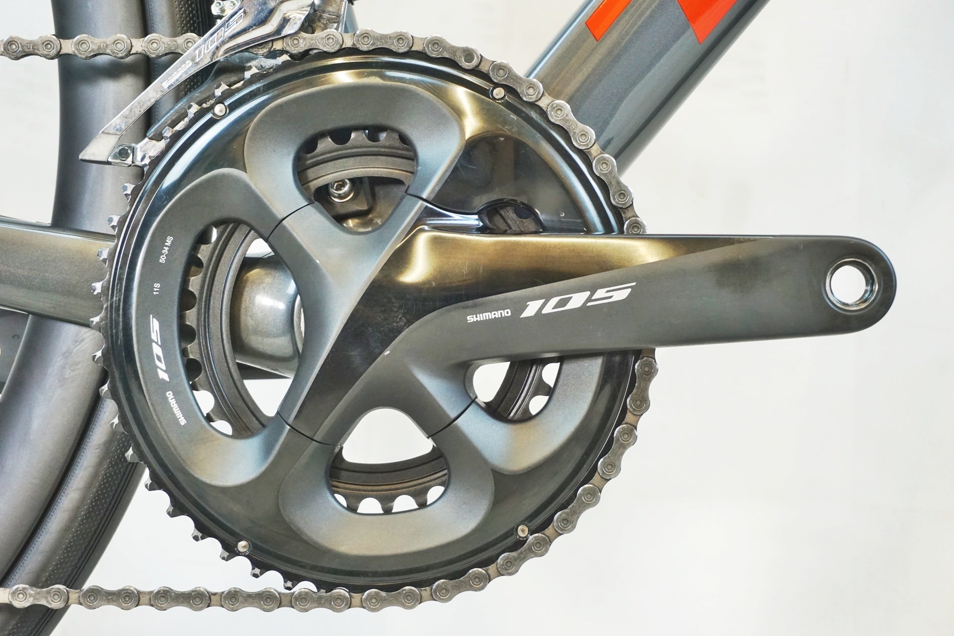 TREK 「トレック」 EMONDA SL 5 2023年モデル ロードバイク / 有明ガーデン店
