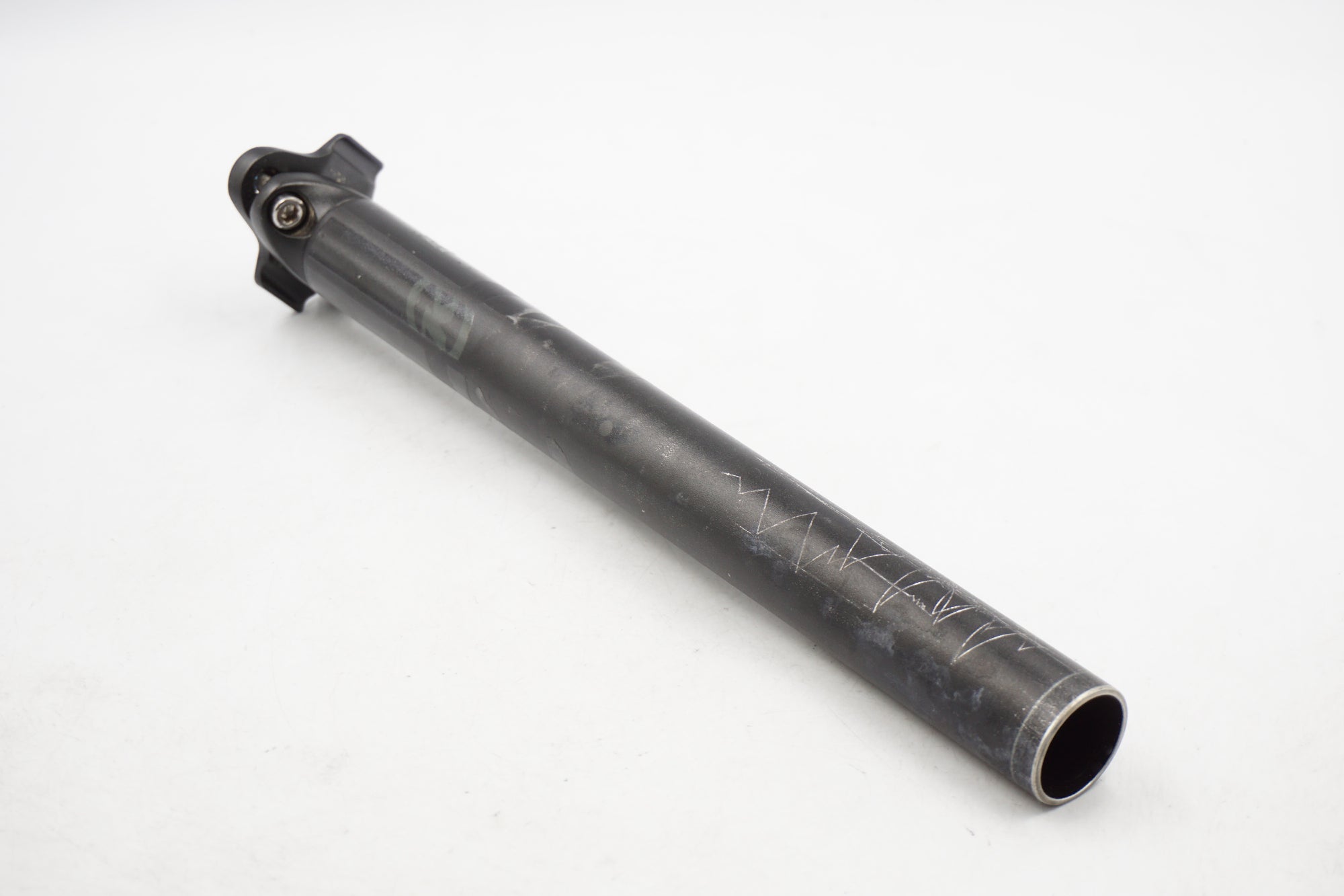 KONA 「コナ」 Φ30.6 301mm シートポスト / 奈良店