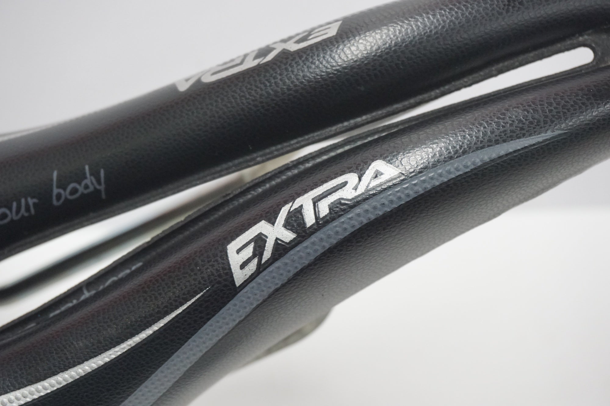 SELLE SMP 「セラエスエムピー」 EXTRA サドル / 福岡店