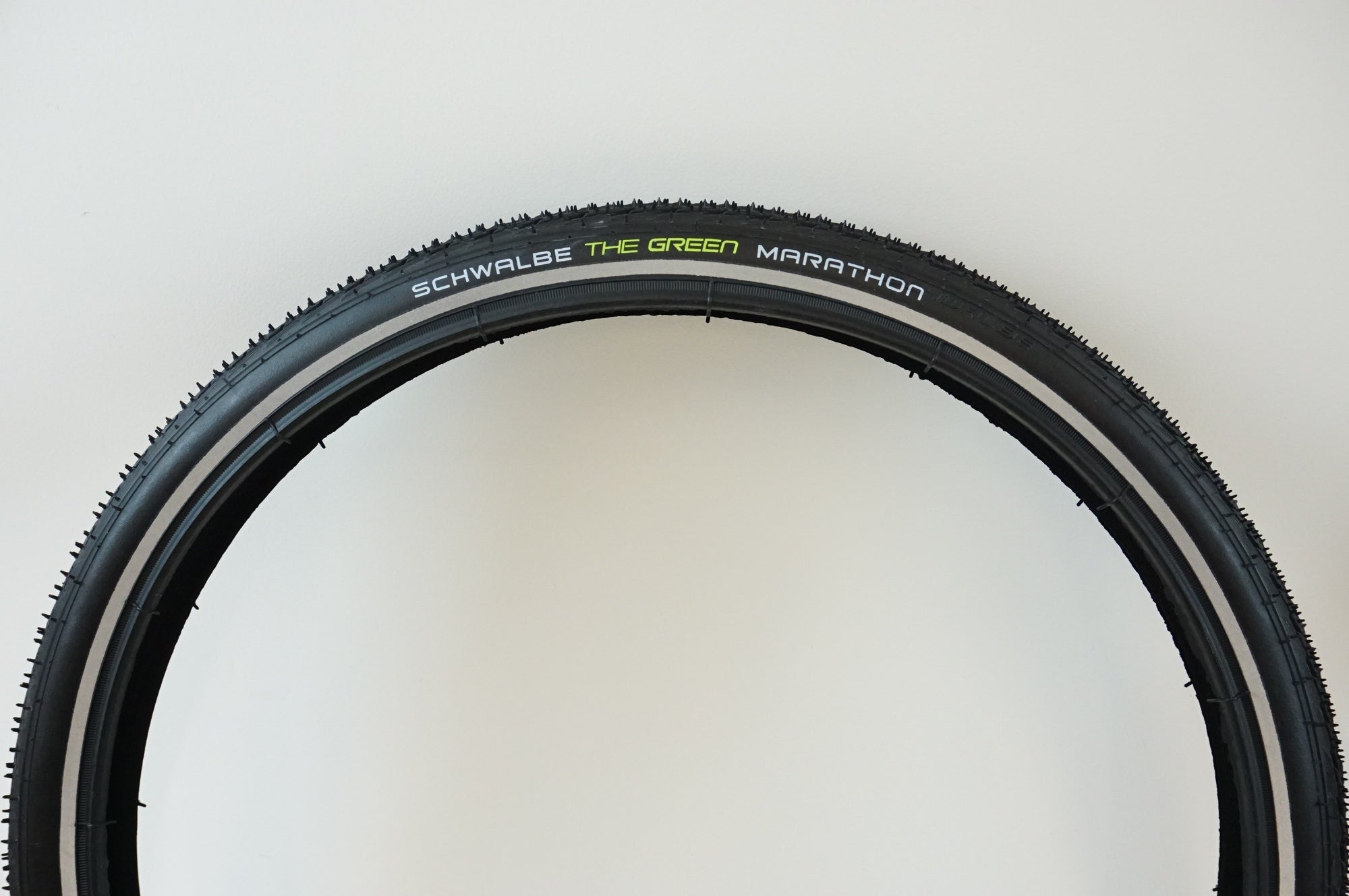 SCHWALBE 「シュワルベ」 マラソン 16X1.35 / 浜松店