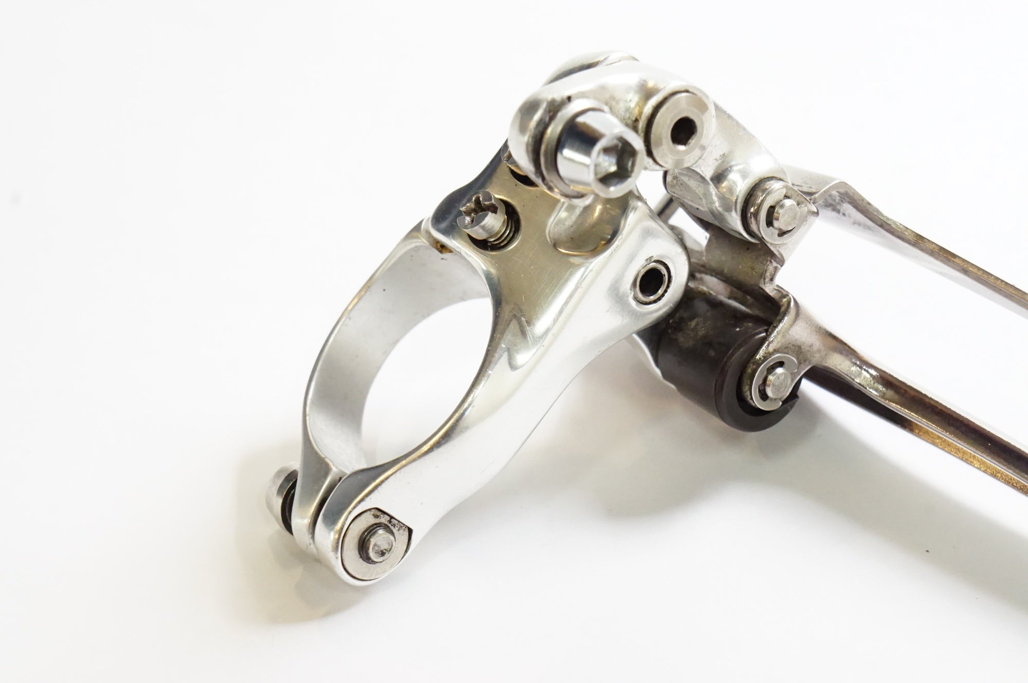 シマノ デュラエース フロントディレイラー新品未使用 SHIMANO 「シマノ」 DURA-ACE FD-7700 フロントディレイラー