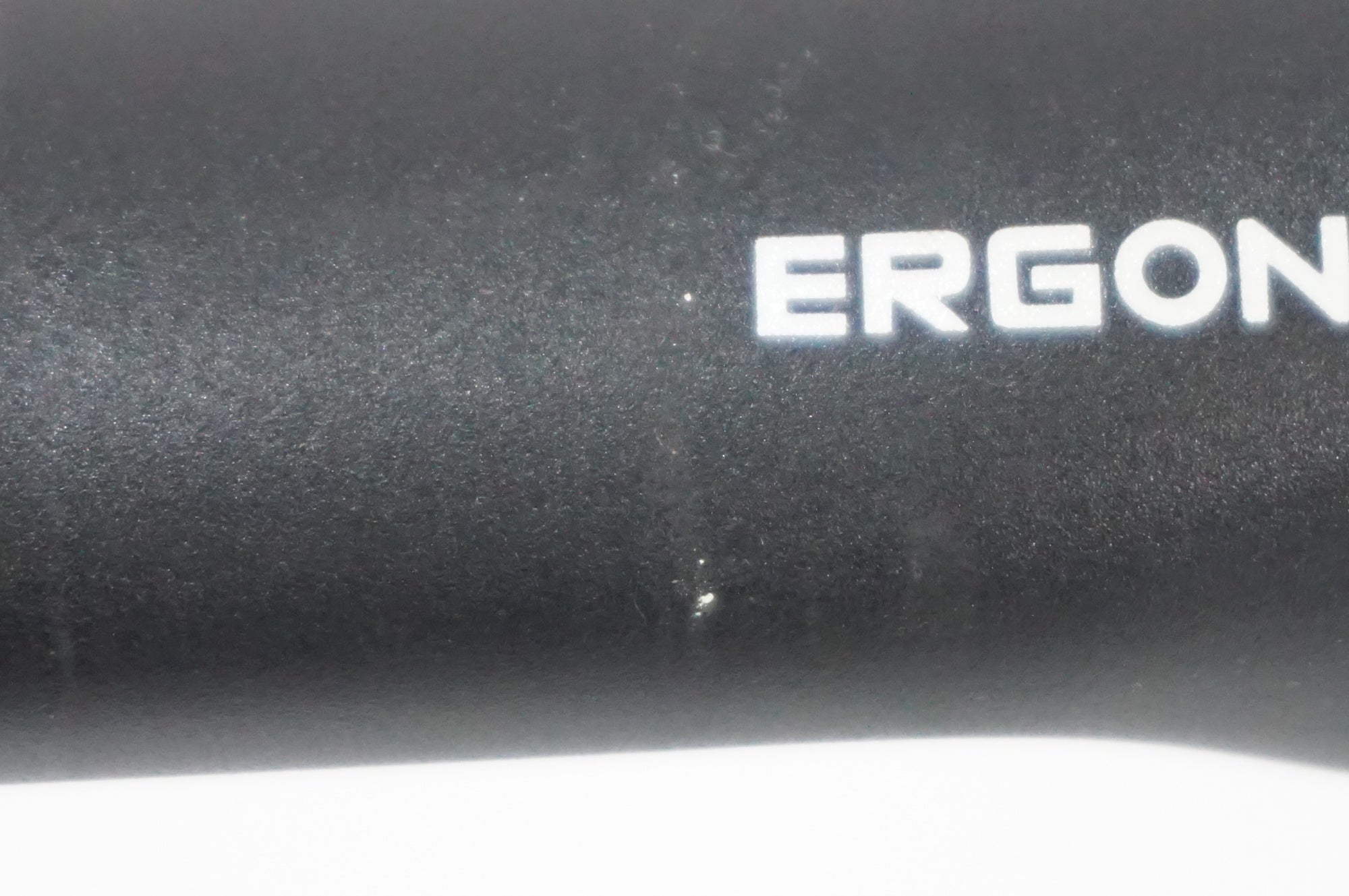 3T 「スリーティー」 ERGONOVA φ31.8 420mm ハンドル / AKIBA店