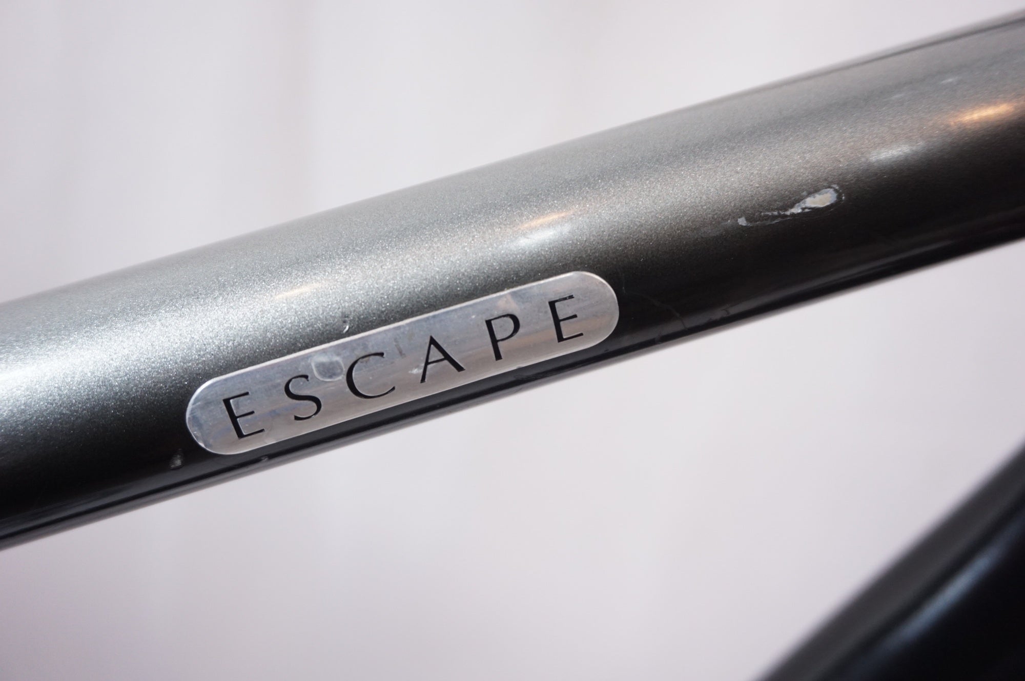 GIANT 「ジャイアント」 ESCAPE R3 2009年モデル クロスバイク / 世田谷店