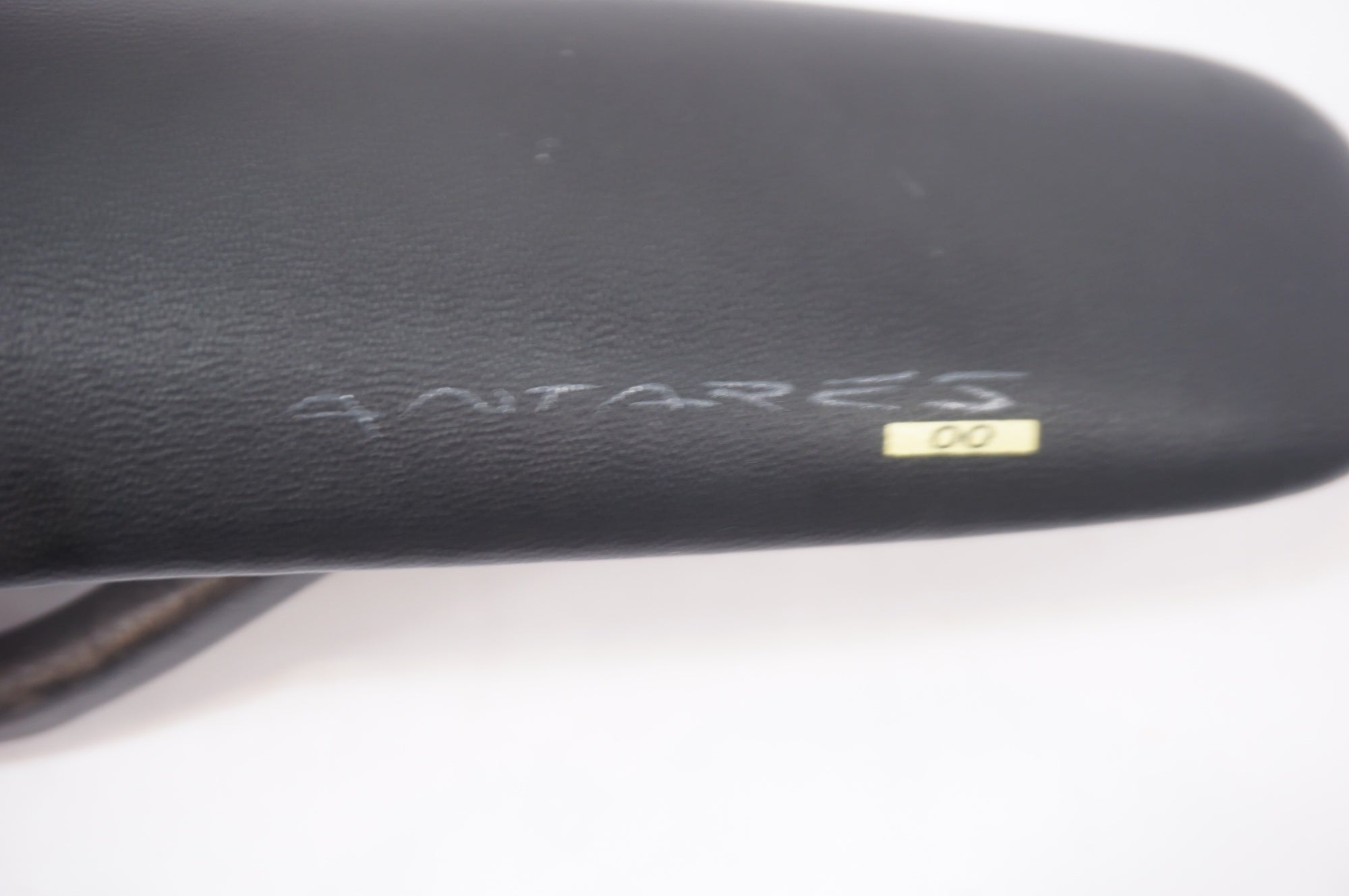 FIZIK 「フィジーク」 ANTARES VENTO 00 サドル / 世田谷店