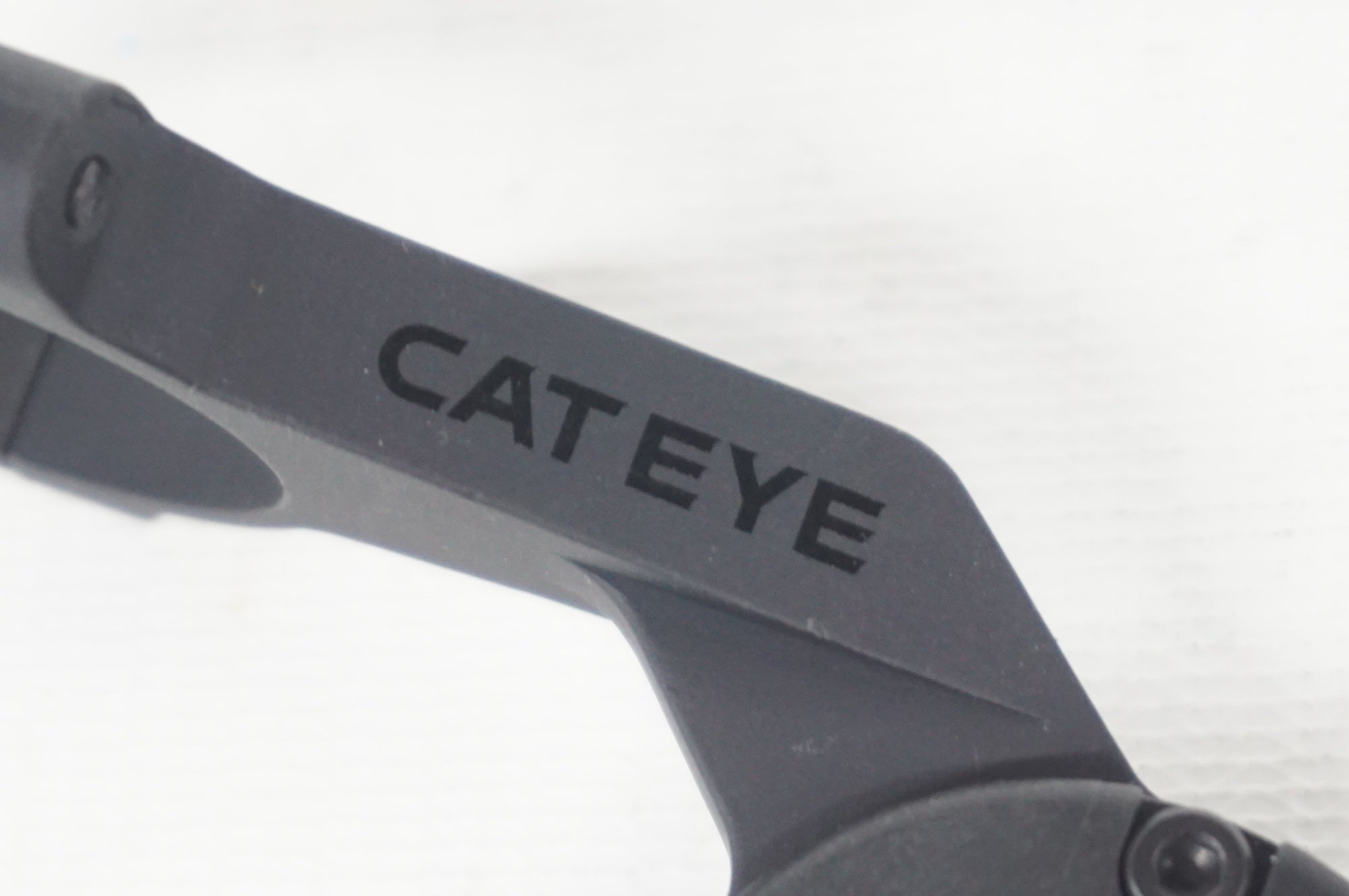 cateye cc-hb100 ジャンク キャットアイ 自転車 ヘッドライト ボルト100XC CATEYE