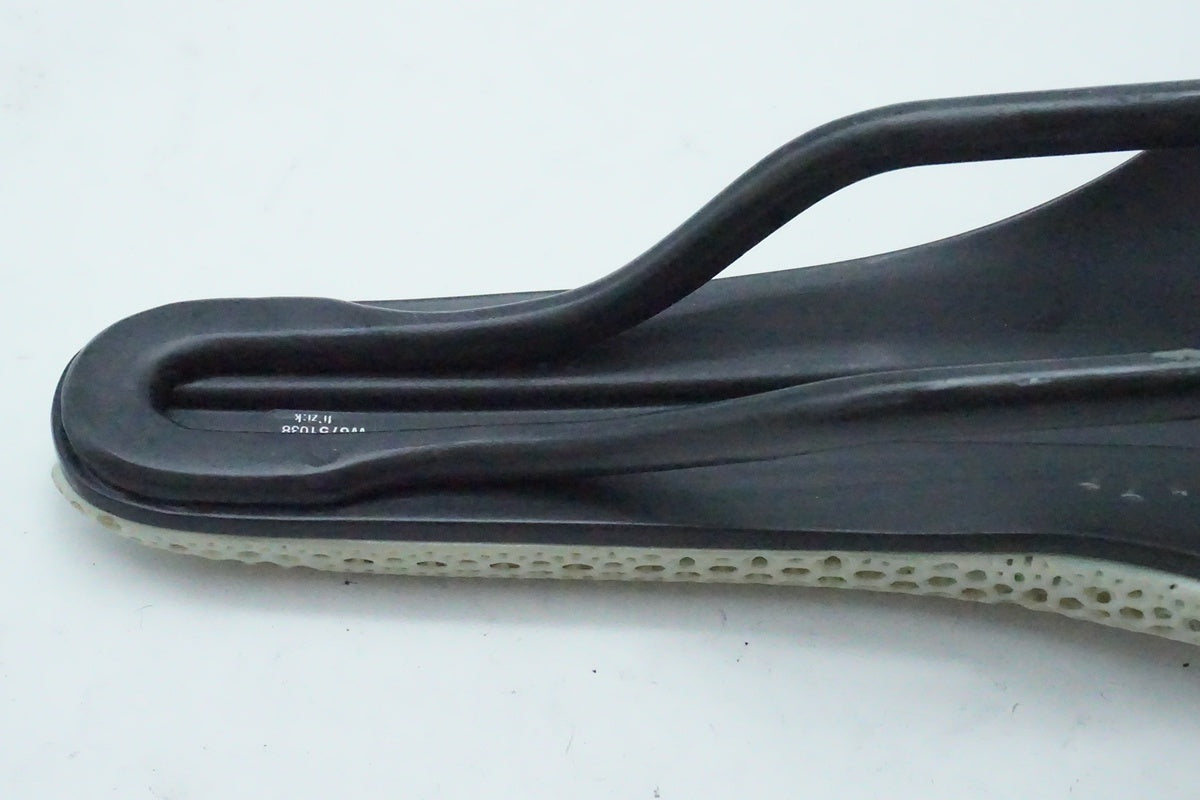 FIZIK「フィジーク」 ANTARES VERSUS EVO ADAPTIVE サドル/ 京都西院店