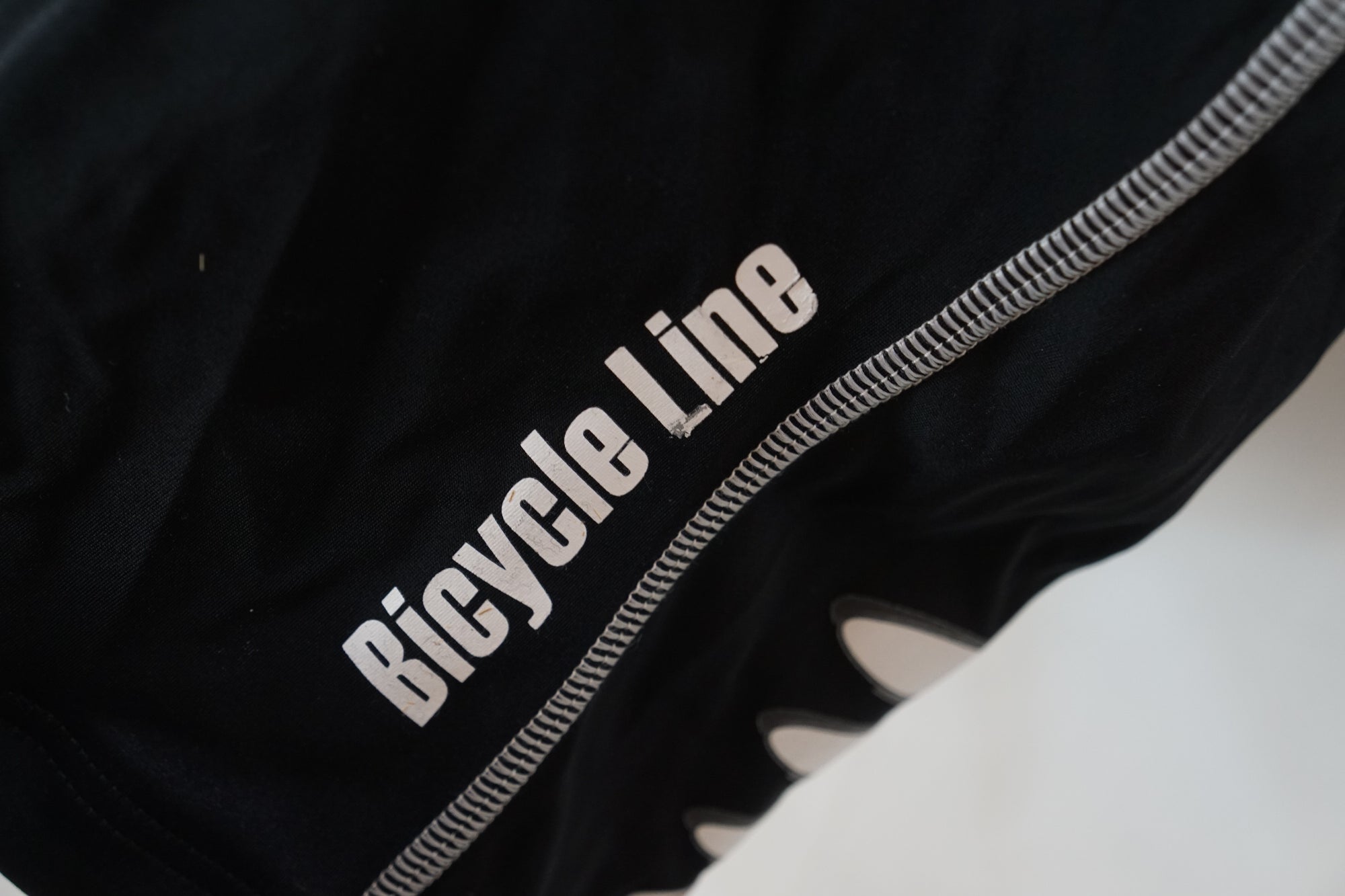 BICYCLE LINE 「バイシクル」 Lサイズ 半袖ジャージ 上下セット / バイチャリ浦和ベース