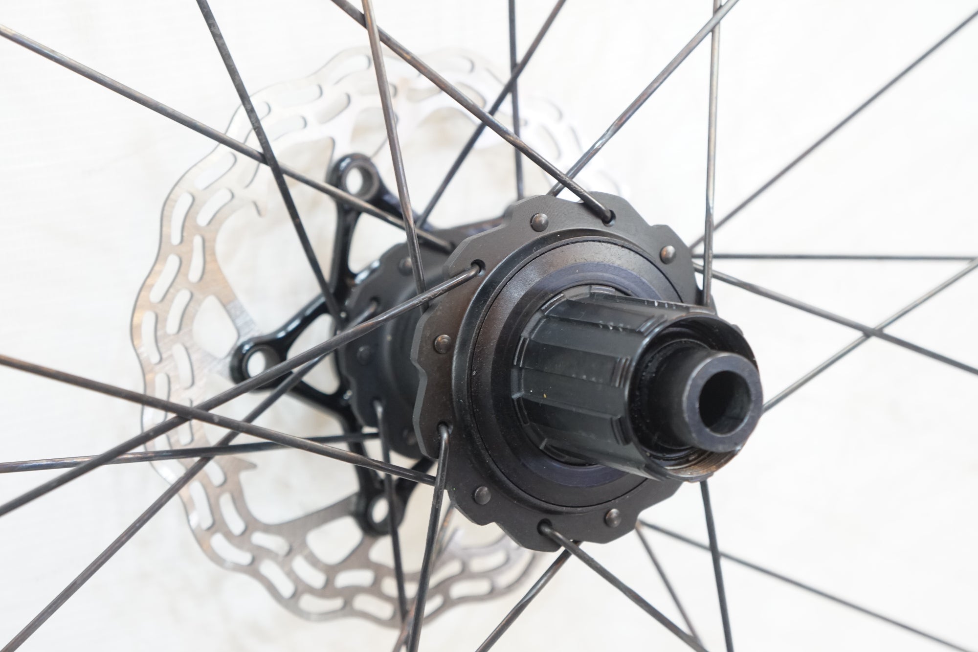 ZIPP 「ジップ」 353 NSW DISC シマノ11速 ホイールセット