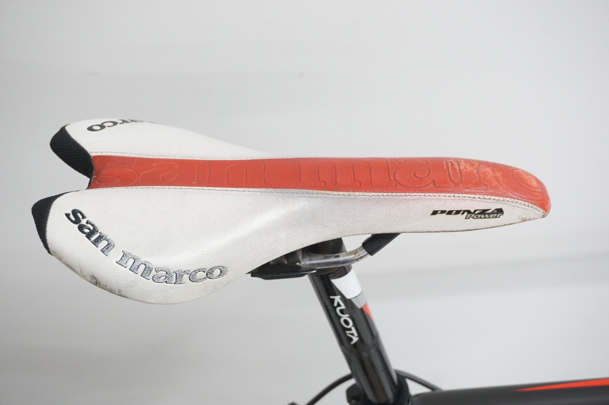 KUOTA 「クオータ」 KORSA 2013年モデル ロードバイク カスタム / 福岡店