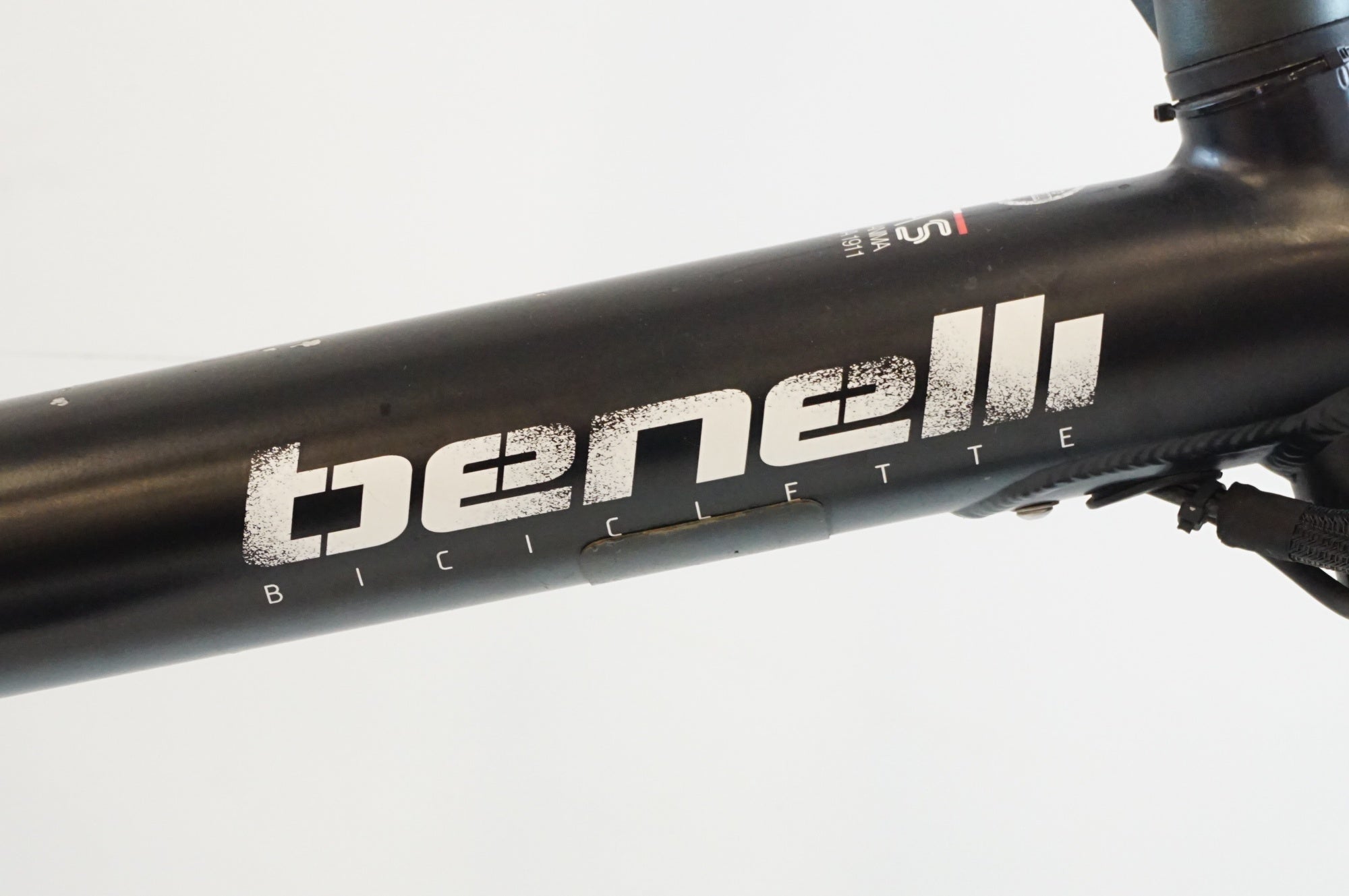 BENELLI 「ベネリ」 MINI FOLD 16 DIRT 2022年モデル 電動アシスト