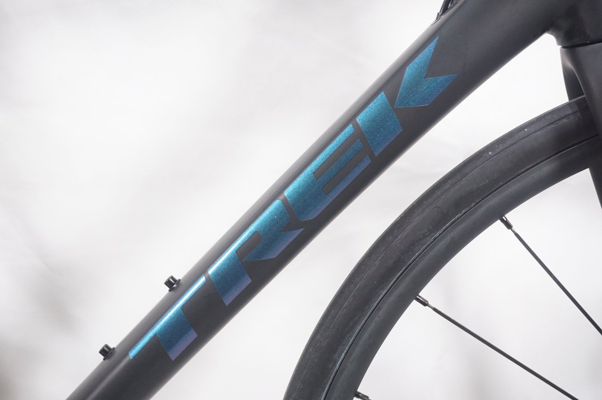 TREK 「トレック」 EMONDA ALR 4 DISC 2020年モデル ロードバイク / AKIBA店