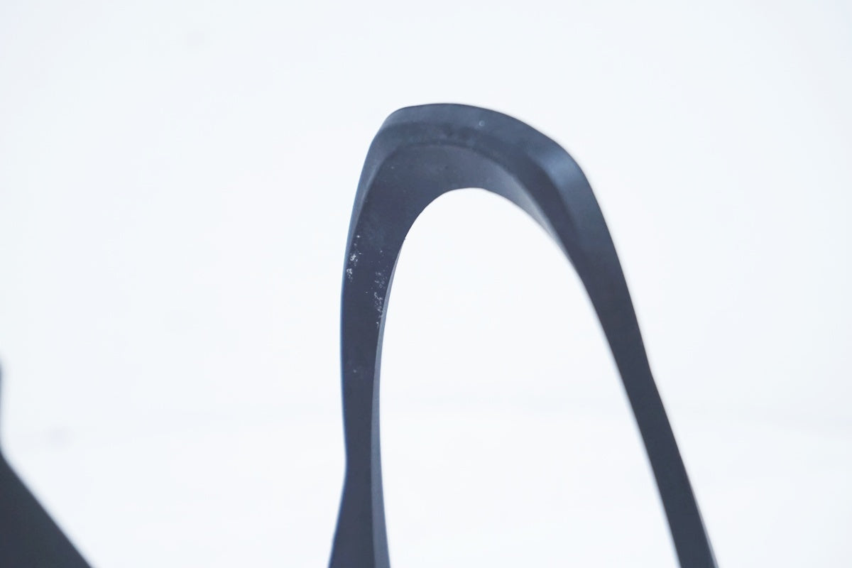 ADEPT 「アデプト」 CARBON FIBER ボトルケージ / 大阪美原北インター店