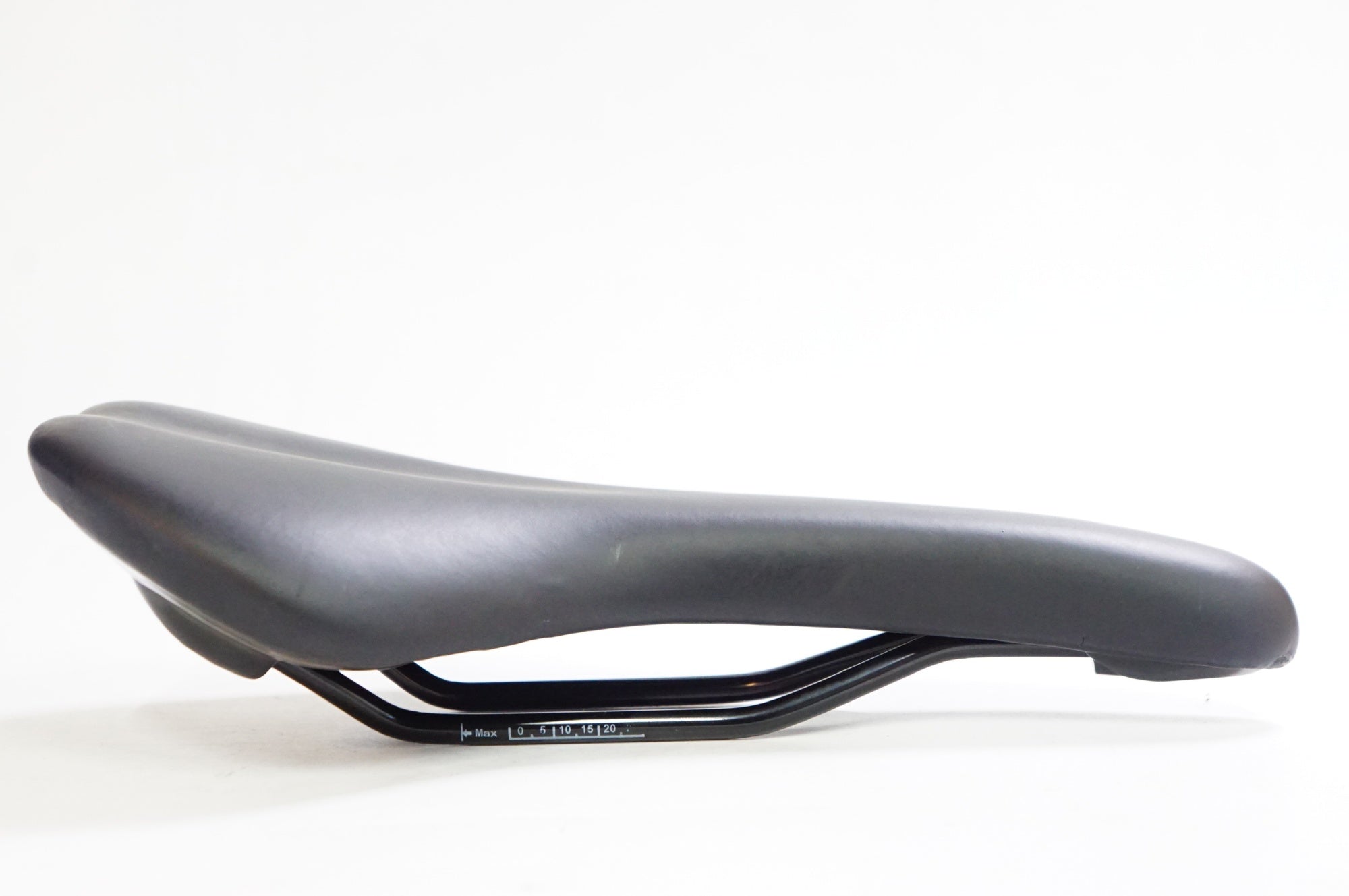 ブランド不明 サドル / 熊谷本店