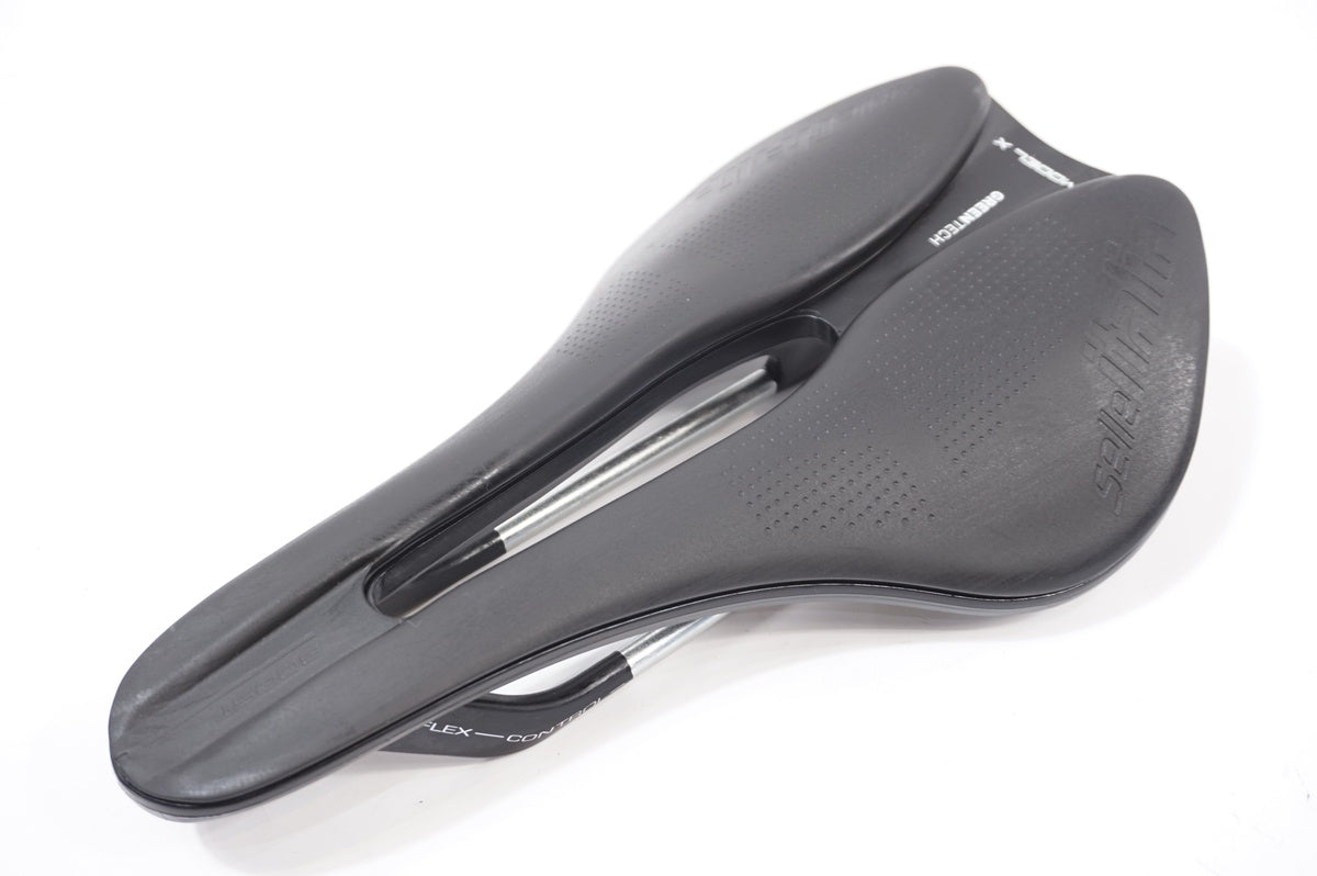 SELLE ITALIA 「セライタリア」 MODEL X BOOST サドル