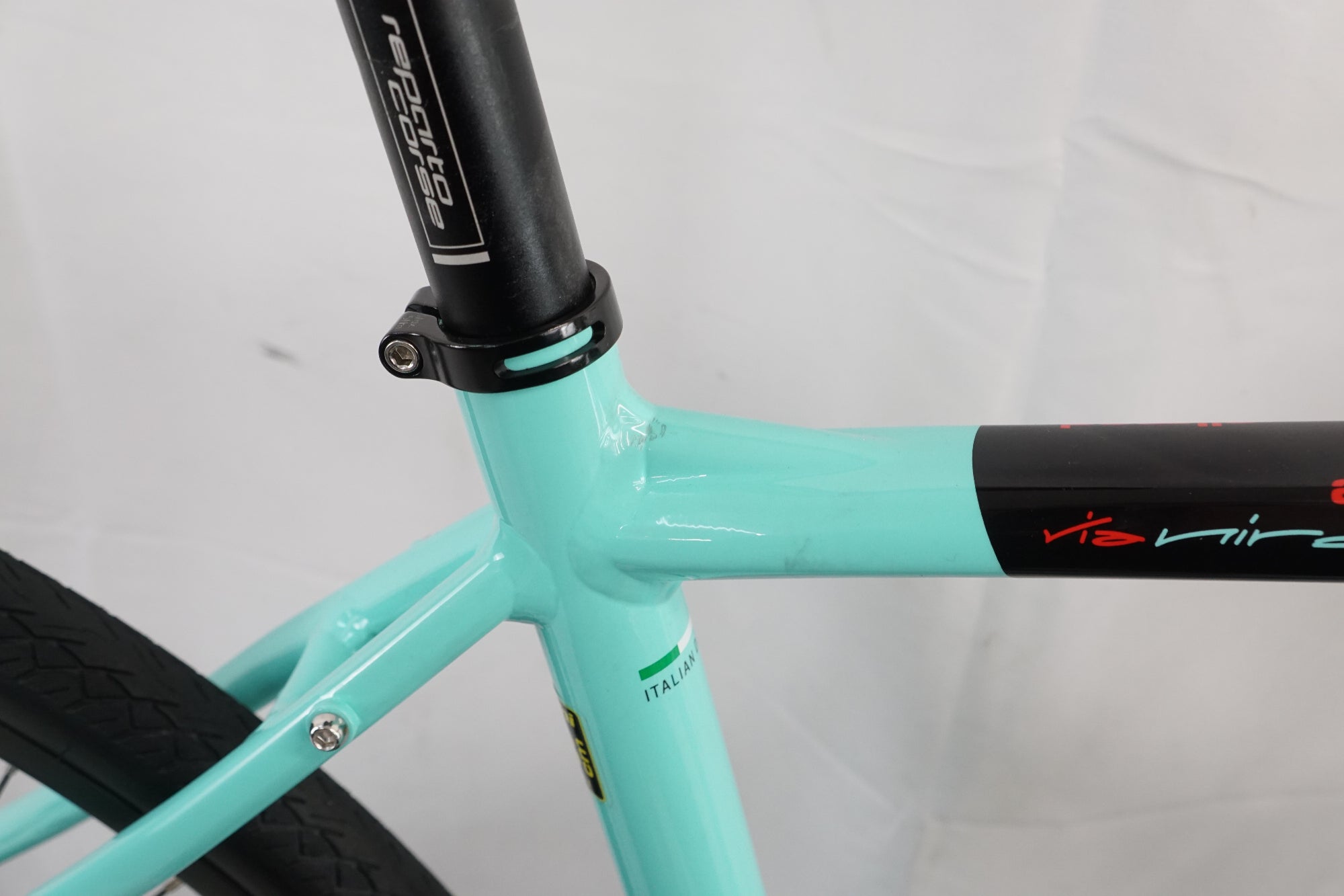 BIANCHI 「ビアンキ」 VIA NIRONE 7 ALLROAD GRX400 2021年モデル グラベルロード / バイチャリ浦和ベース