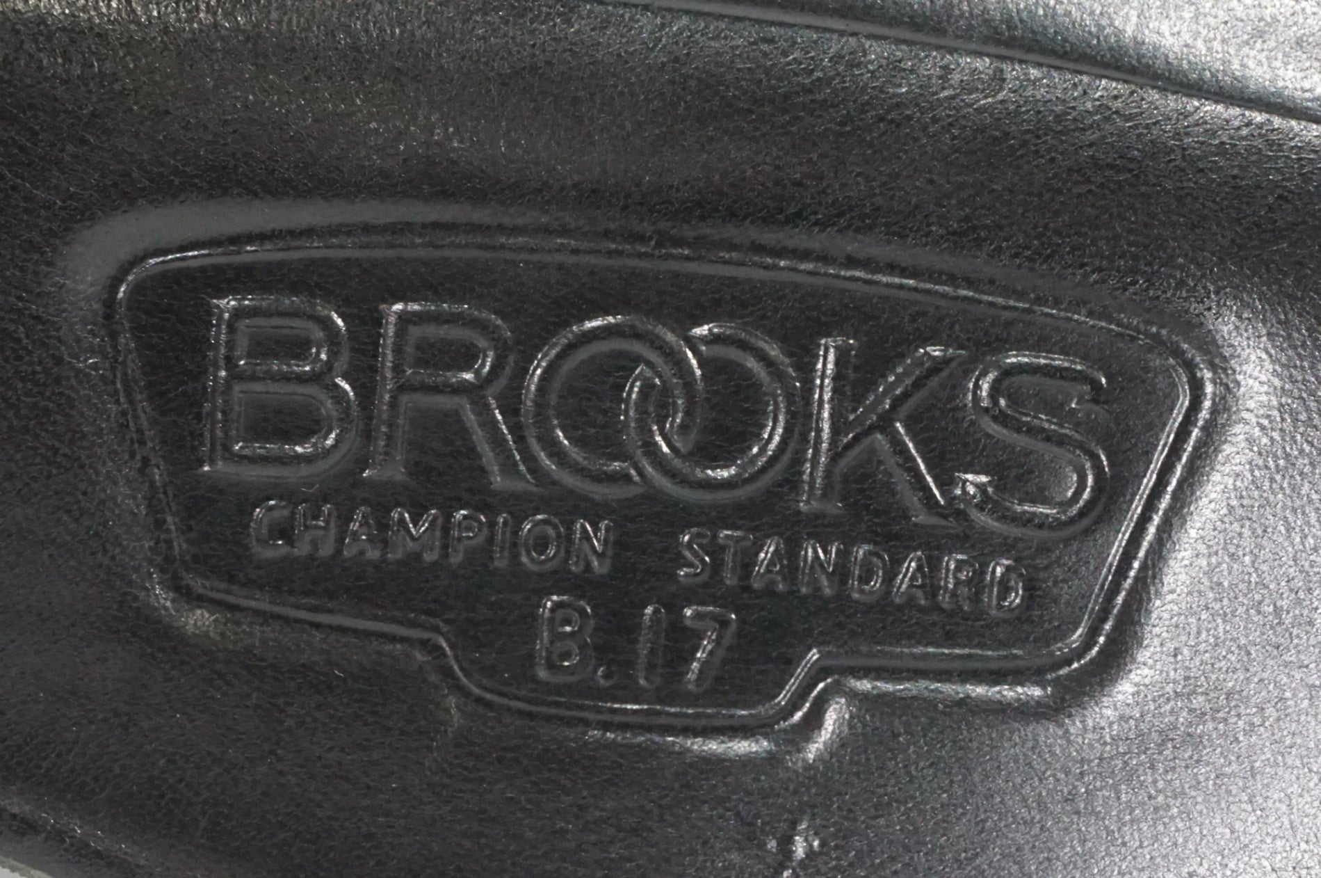 BROOKS 「ブルックス」 B17 サドル / AKIBA店