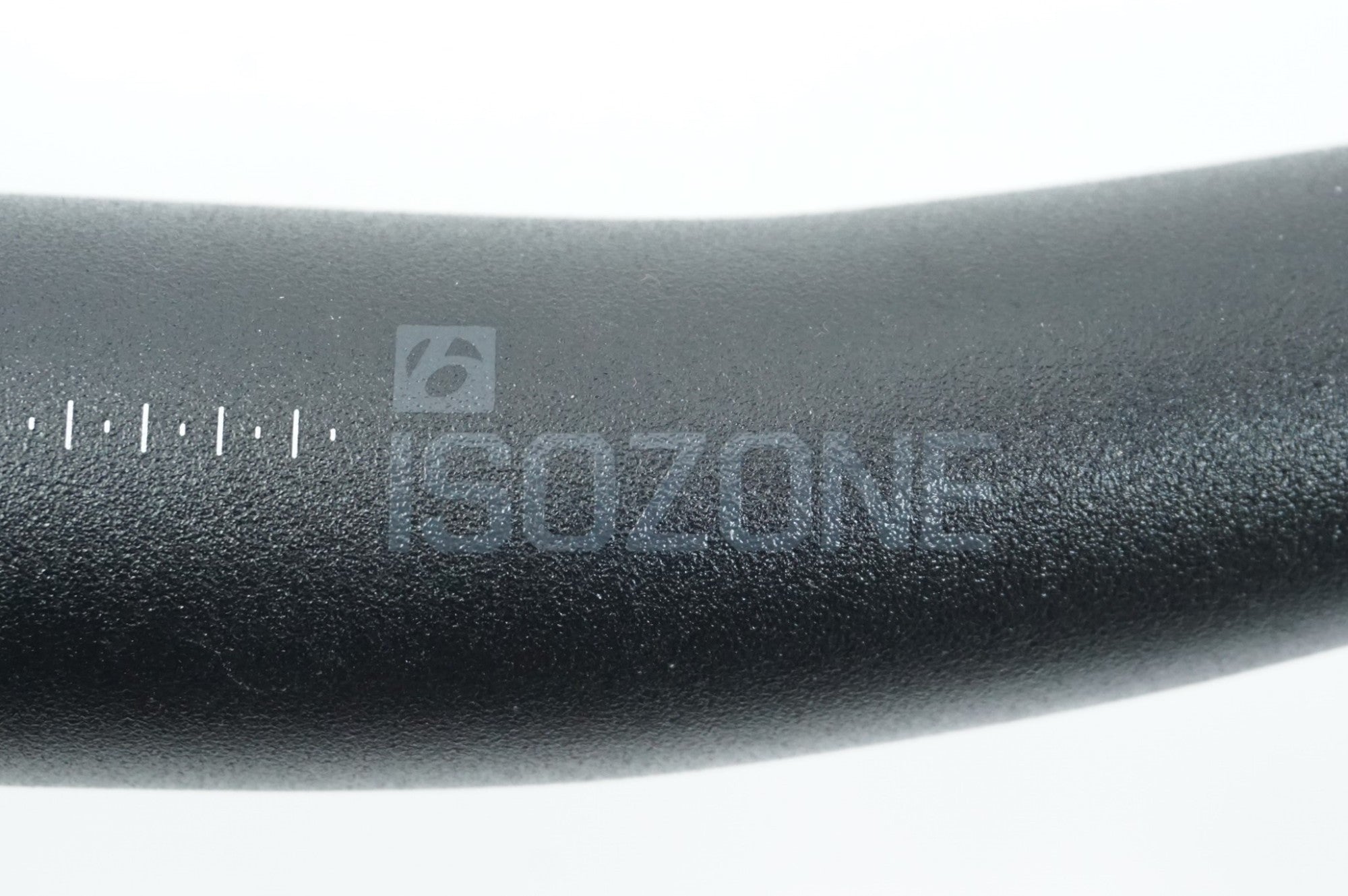 BONTRAGER 「ボントレガー」 ISOZONE φ31.8 660mm ハンドル / 中目黒店