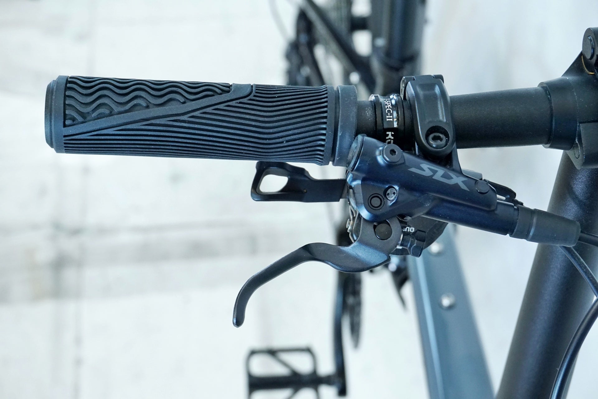 ESR 「イーエスアール」 PURSUER DISC 2023年モデル 折り畳み自転車 / 有明ガーデン店