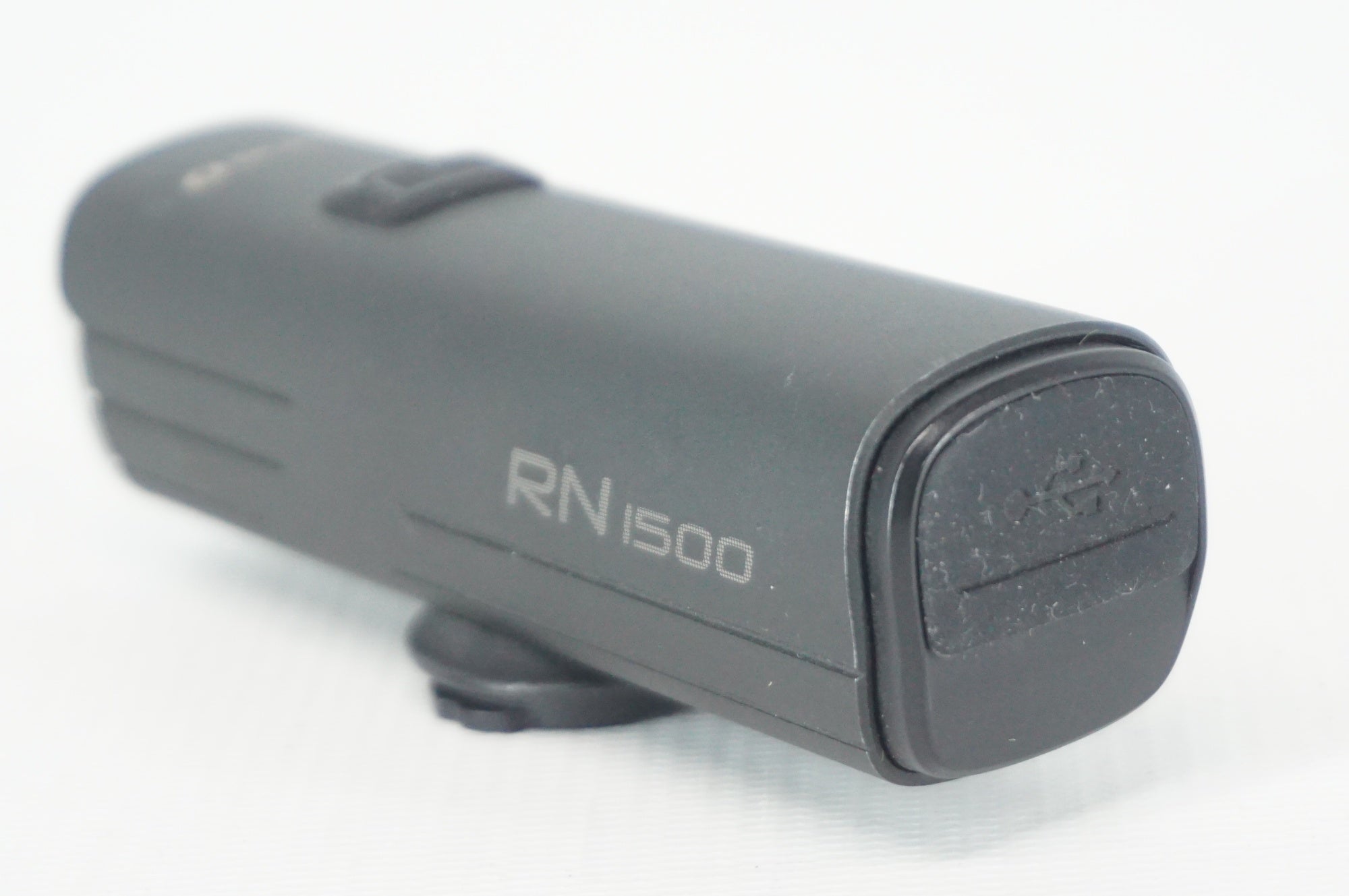 OLIGHT 「オーライト」 RN 1500 フロントライト / 阪急塚口店