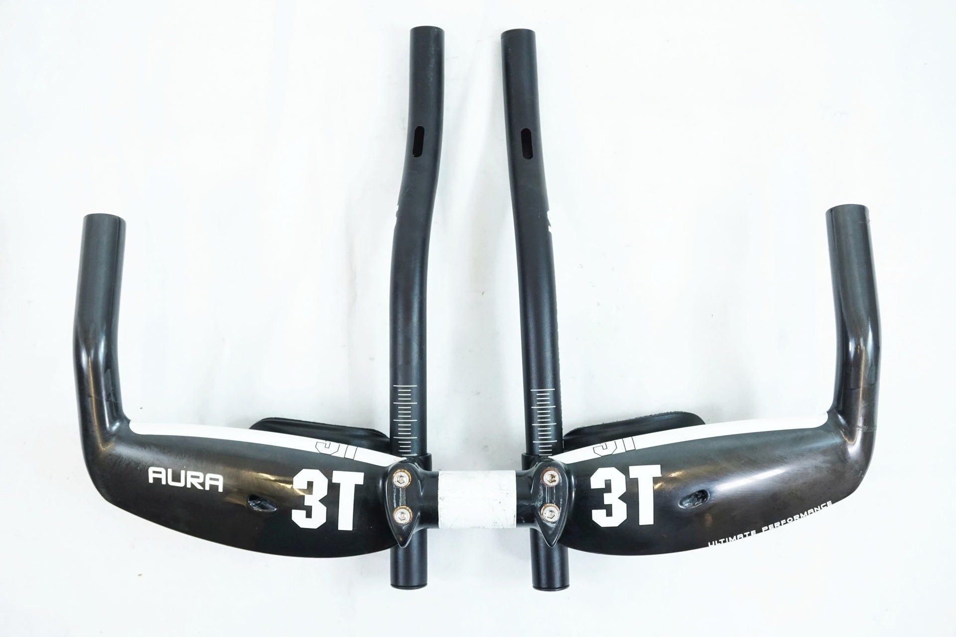 3T AURA-PRO TTバイク　カーボンハンドル 3T 「スリーティー」 AURA PRO Φ31.8 TTハンドル / 有明ガーデン店