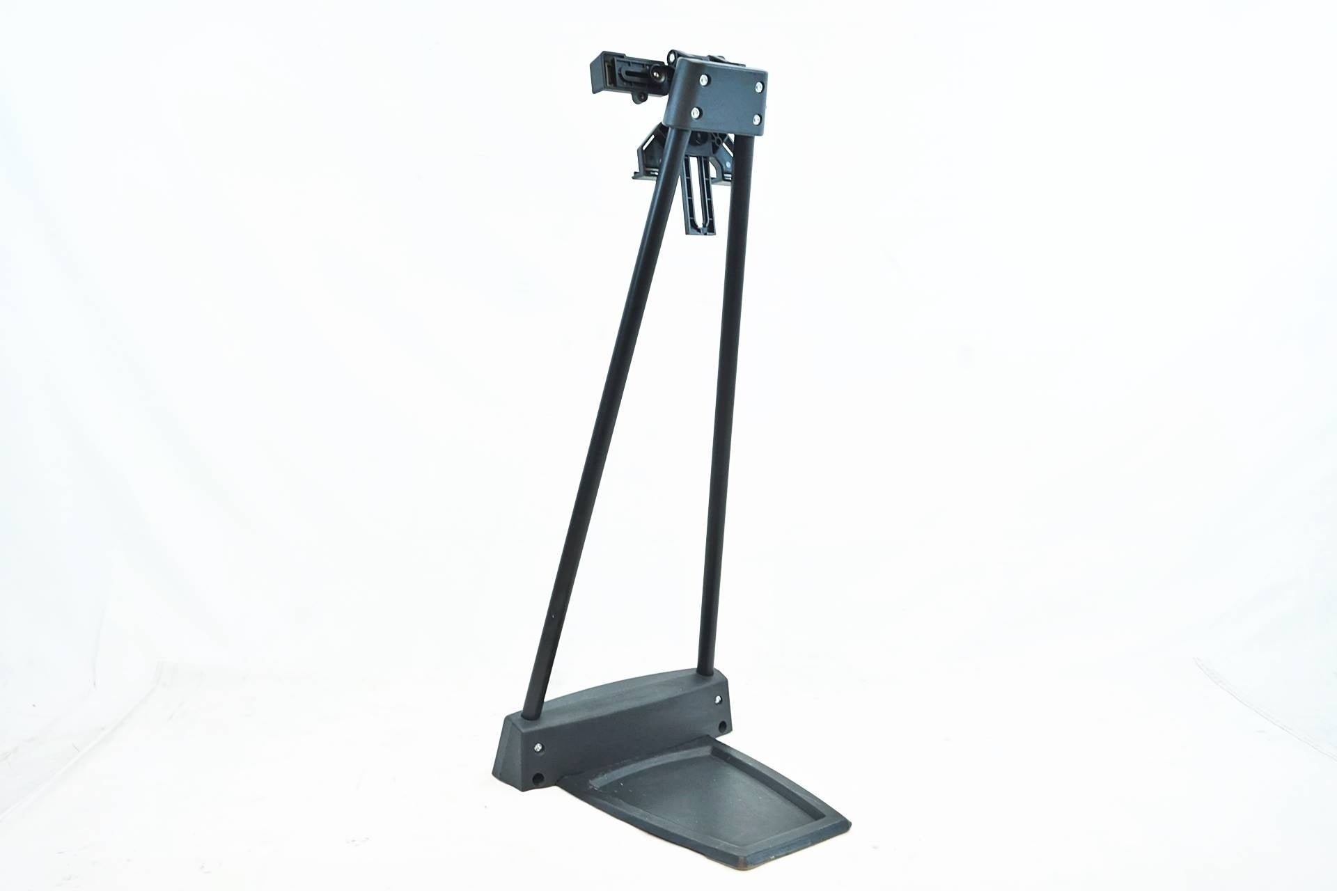 TACX 「タックス」 STAND FOR TABLETS / 有明ガーデン店