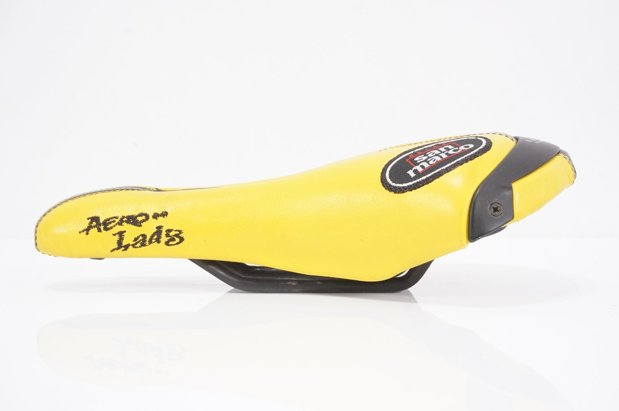 Selle San Marco イエローサドル　イタリア産 SELLE SANMARCO 「セラサンマルコ」 サドル / AKIBA店 ｜ バイチャリ
