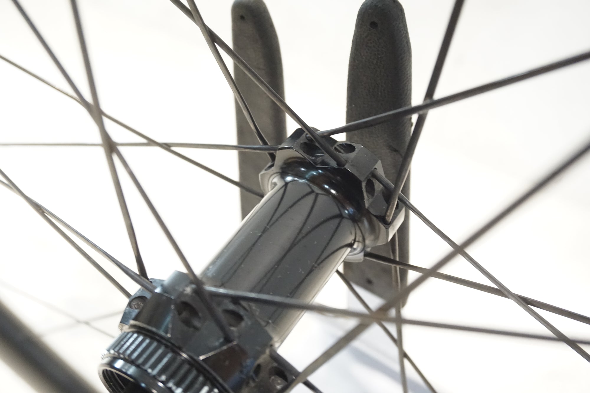 BONTRAGER 「ボントレガー」 AEOLUS PRO 37 DISC フロントホイール