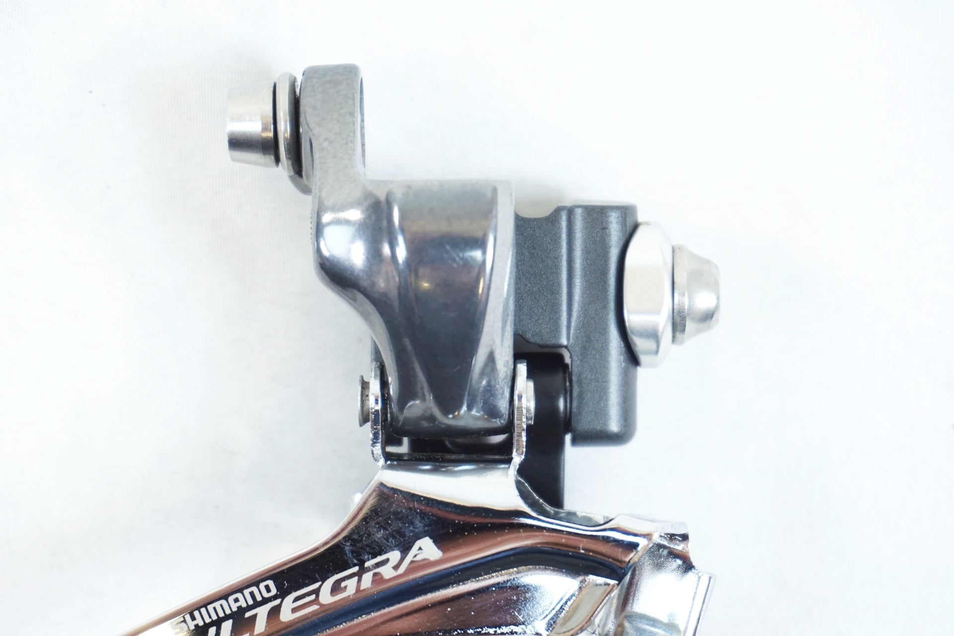 SHIMANO 「シマノ」 ULTEGRA FD-6700 フロントディレイラー / 有明ガーデン店