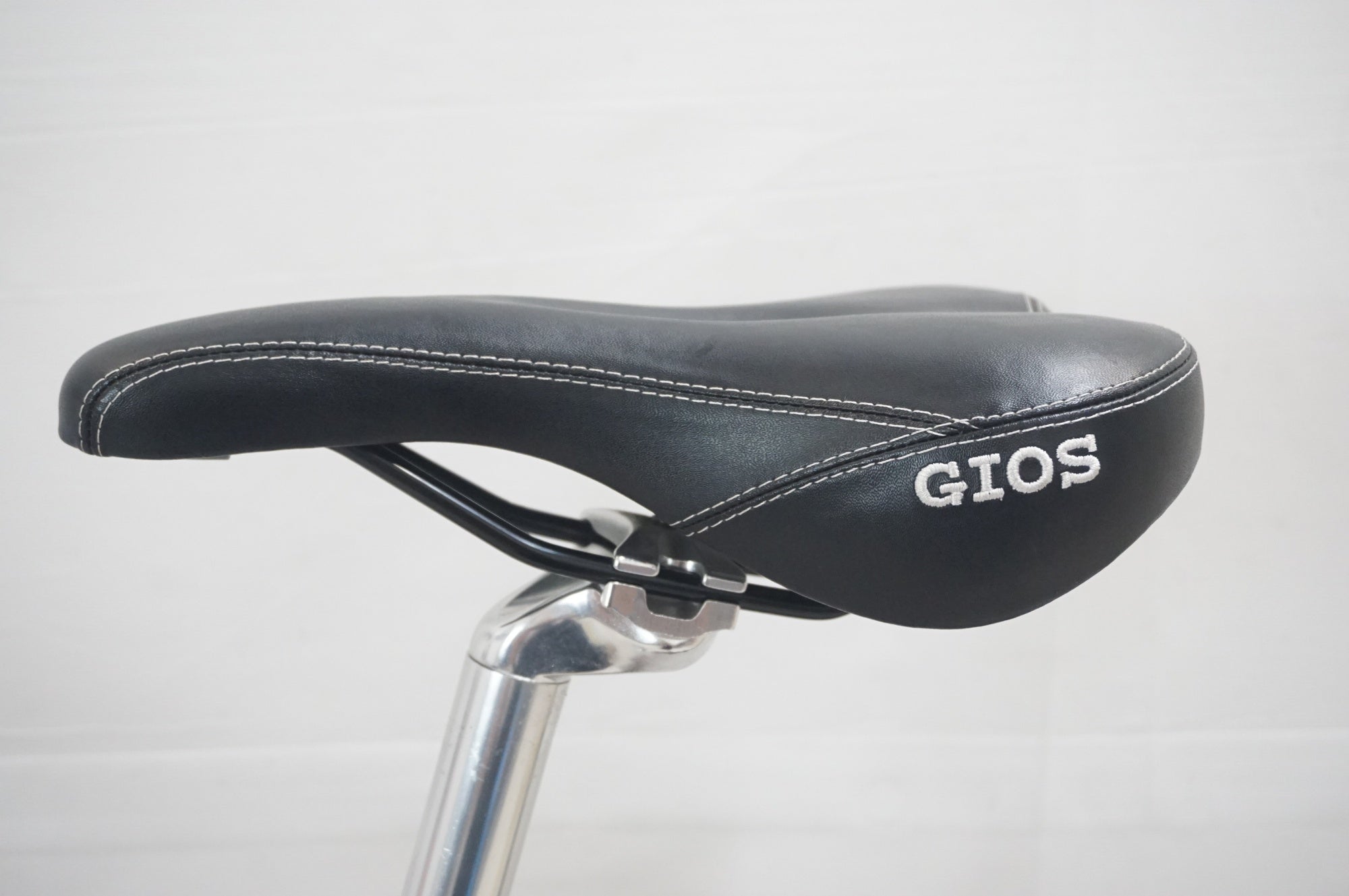 GIOS 「ジオス」 MISTRAL LIMITED COLOR EDITION 2019年モデル クロスバイク / 福岡アイランドシティ店