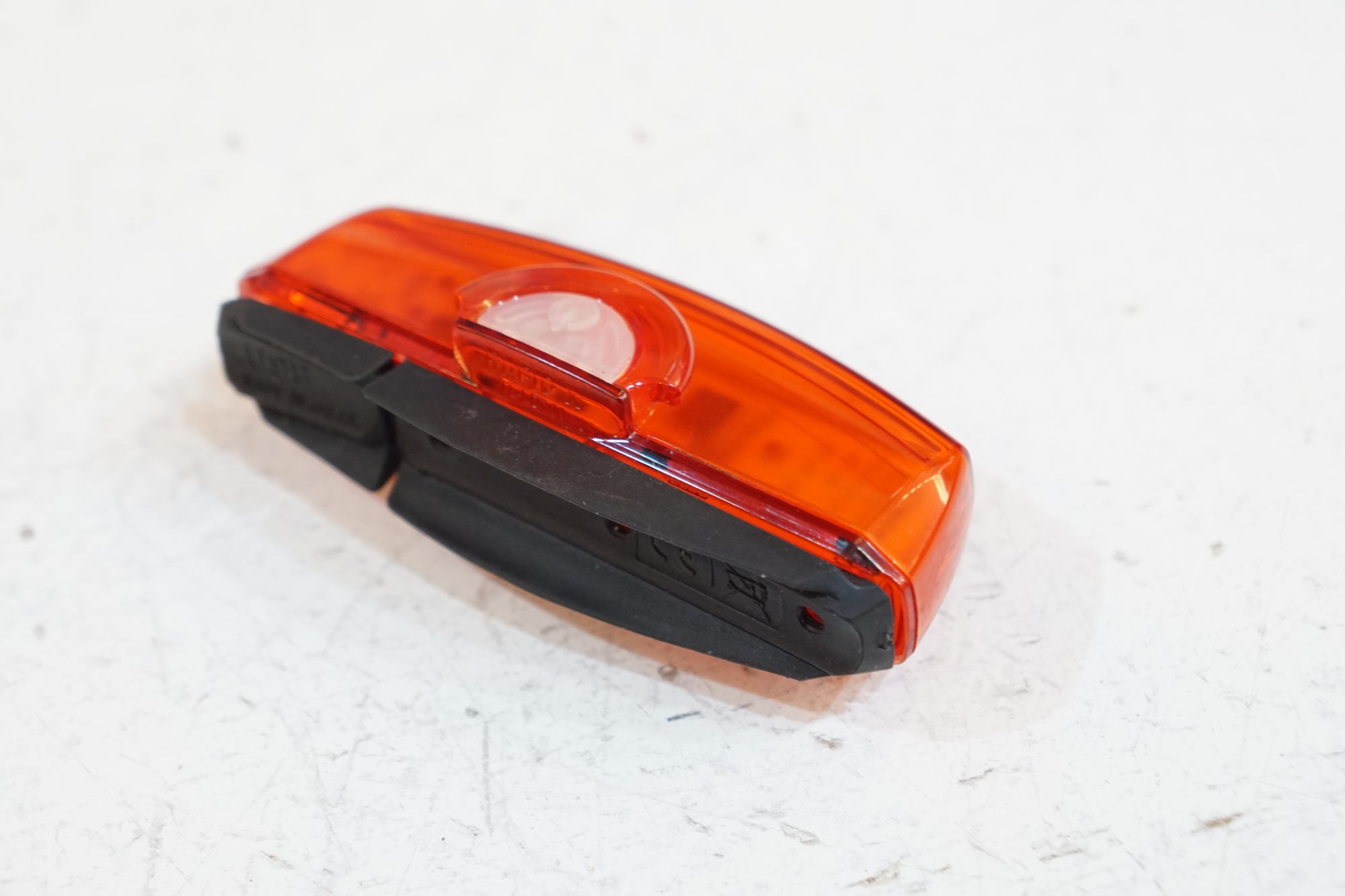 CATEYE 「キャットアイ」 RAPID X リアライト / バイチャリ浦和ベース