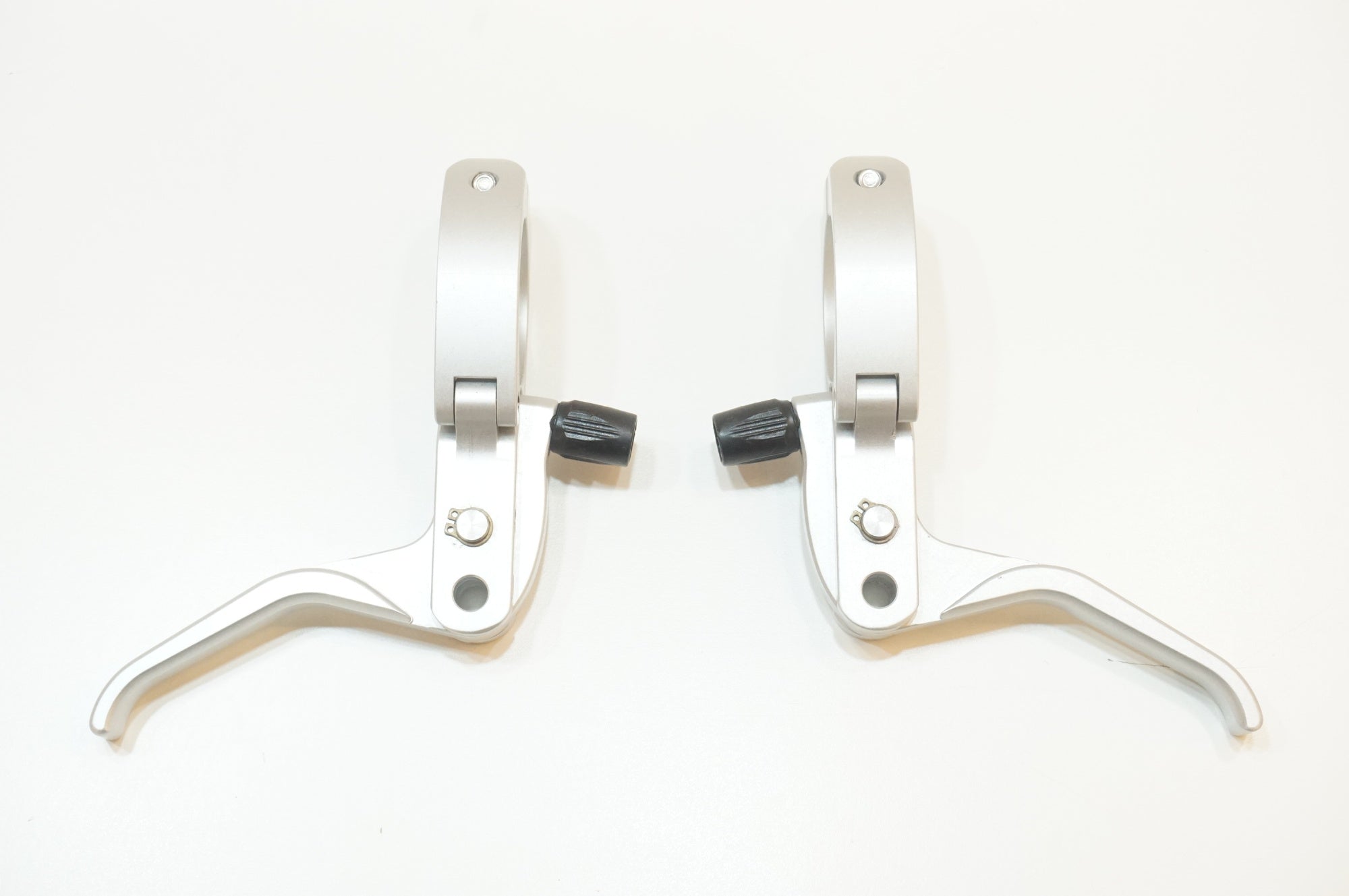 PAUL 「ポール」 CROSS LEVER φ31.8 ブレーキレバー / 浦和ベース