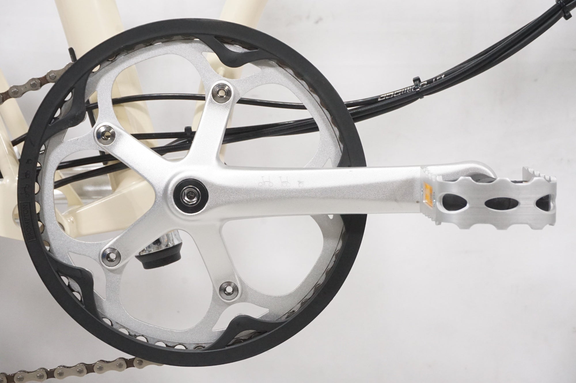 BROMPTON 「ブロンプトン」 CLASSIC EDITION INSPIRED BY LONDON 2024年モデル 16インチ 折り畳み自転車 / AKIBA店